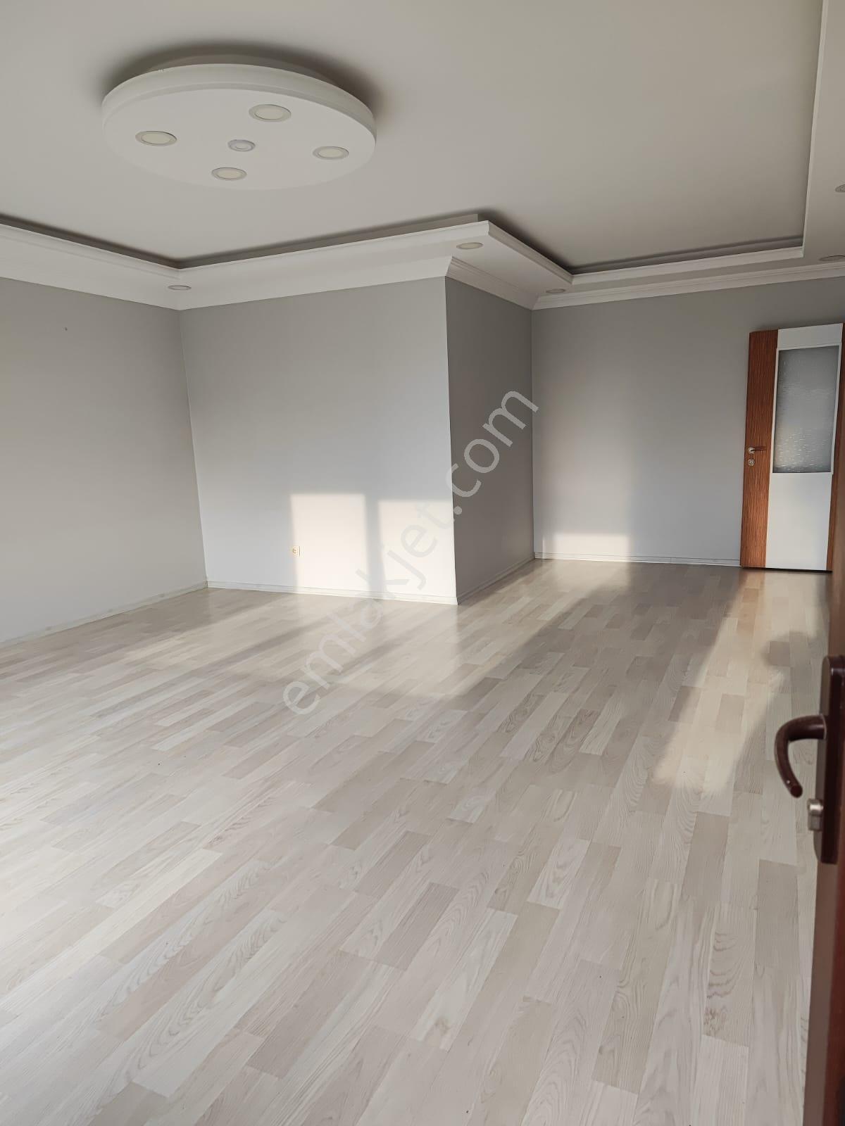 Yalı Gayrimenkulden Sürmene Merkez Manzaralı Ebeveyn Banyolu 3+1 - Görsel 6