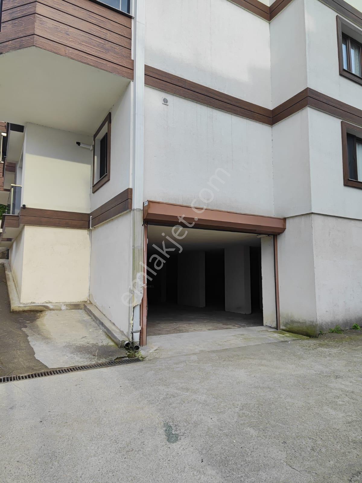Yalı Gayrimenkulden Sürmene Merkez Manzaralı Ebeveyn Banyolu 3+1 - Görsel 25