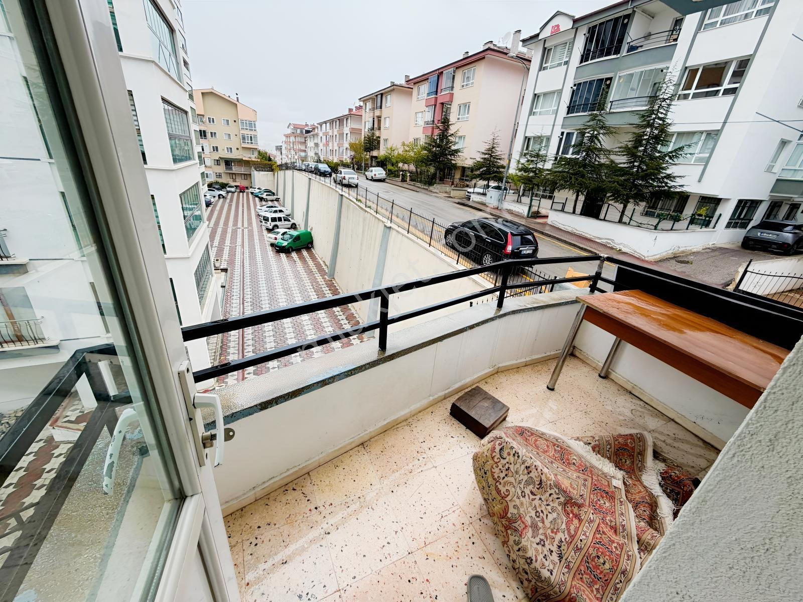 Kaya'dan Cadde Dibi 1.kat Çift Balkon Acil Satılık 3+1 Daire !! - Görsel 9