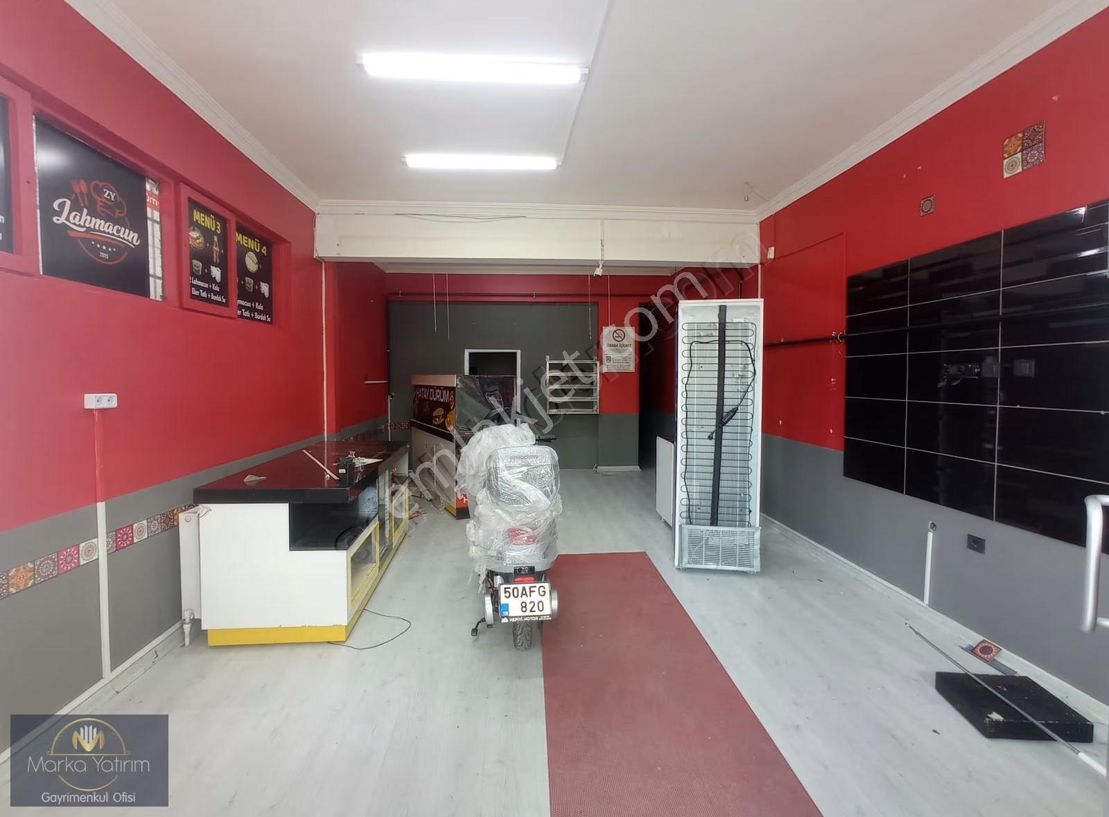 Sanatoryum Caddesinde 140 M2 İşlek Cadde Üzeri Bacalı İşyeri - Görsel 4
