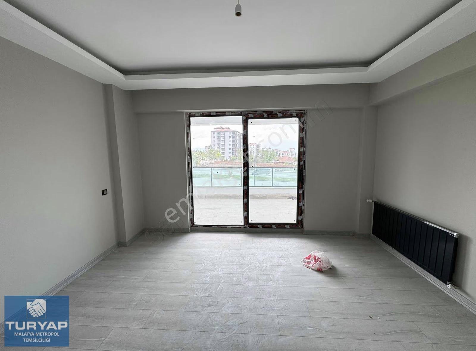 Turyap Metropol'den Tecde Ana Caddede Satılık Lüks Daire - Görsel 11