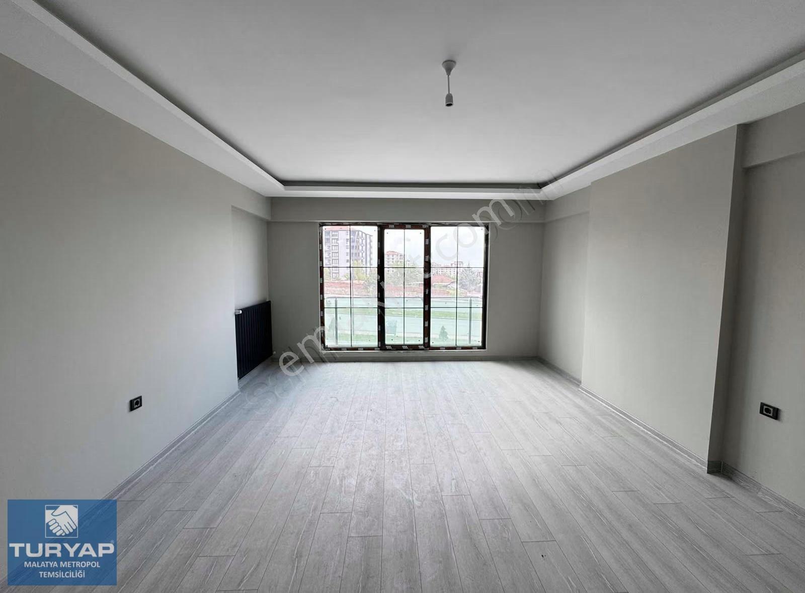 Turyap Metropol'den Tecde Ana Caddede Satılık Lüks Daire - Görsel 15