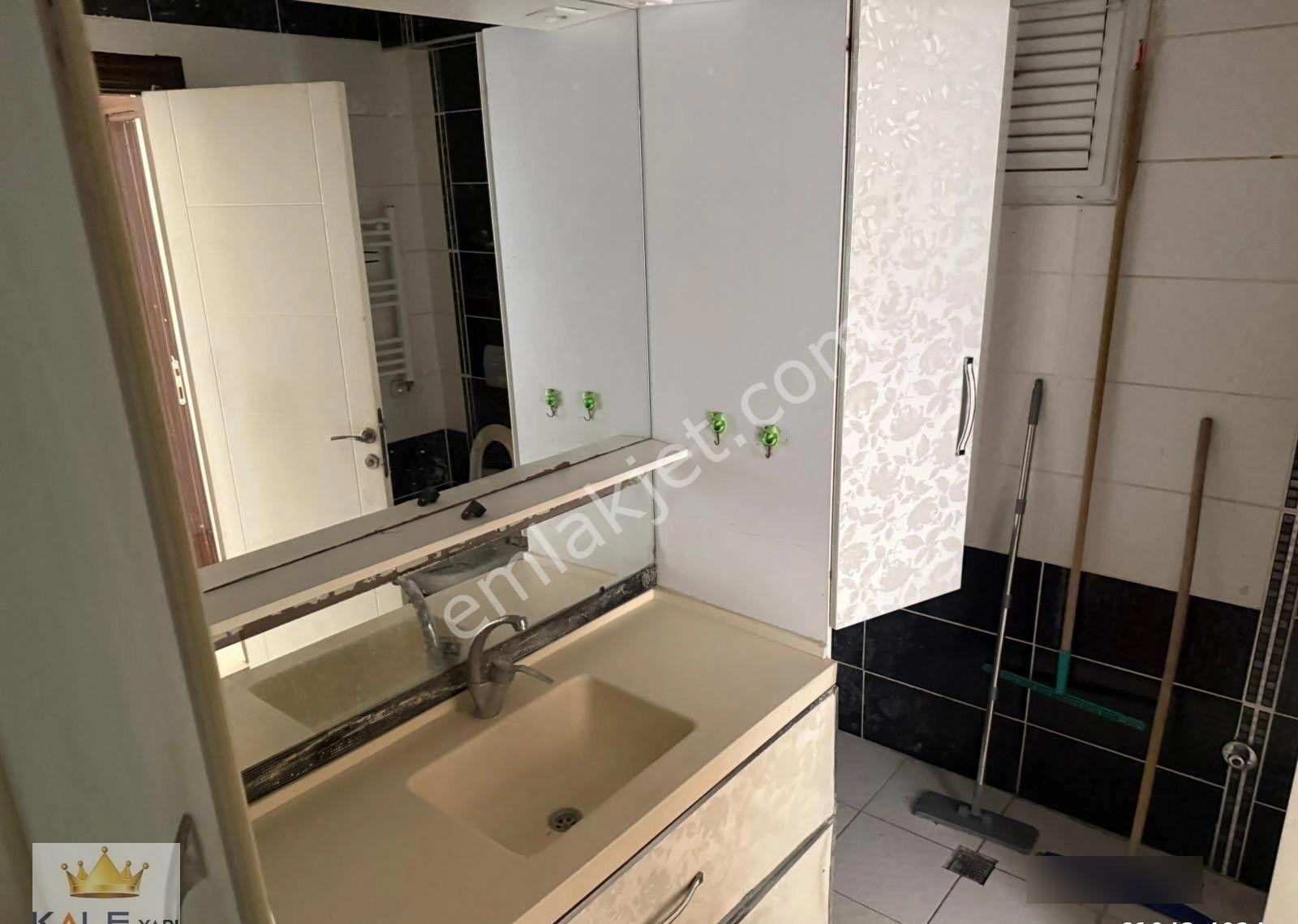 Güzelyurtta Metrobüsün Dibinde Lüx Site İçinde Satılık 2+1 Arakat Daire - Görsel 9