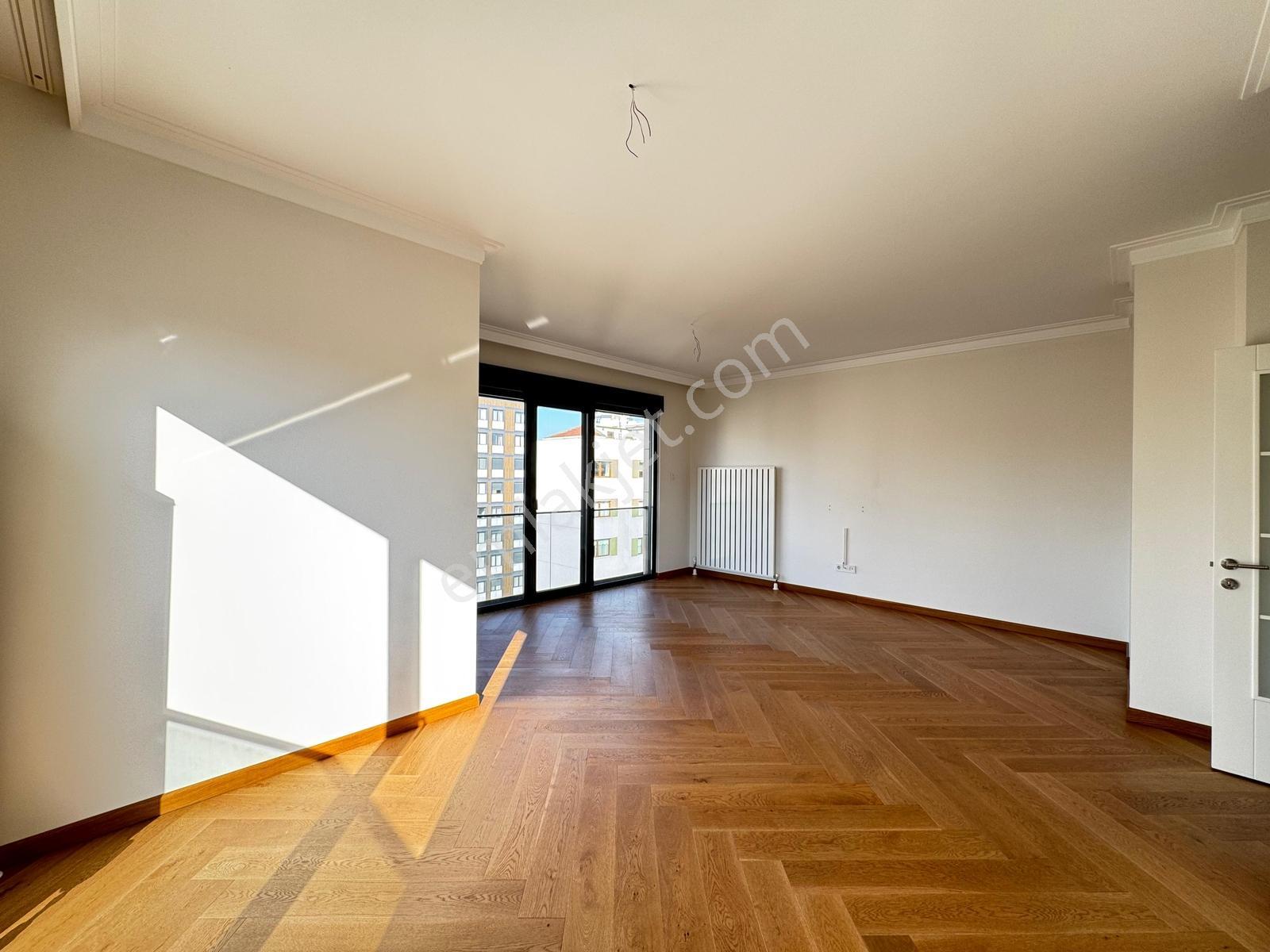 Suadiye'de Bağdat Caddesi'ne Ve Sahile Yakın 130 M² 3+1 - Görsel 17