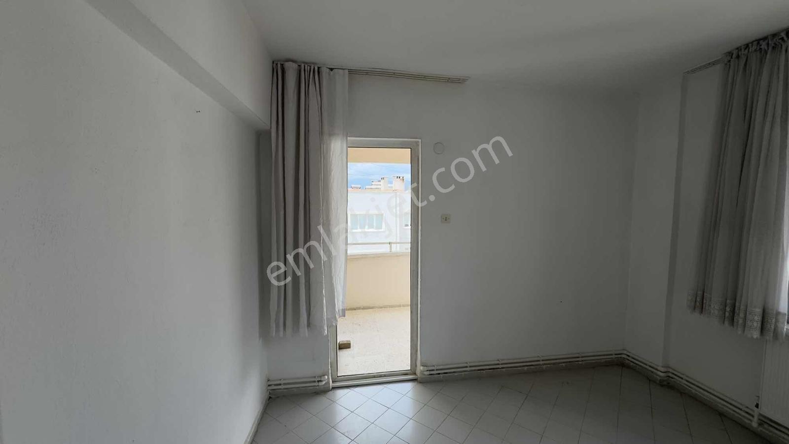 Bahçelievler Kemer Sitesinde Satılık Daire - Görsel 15