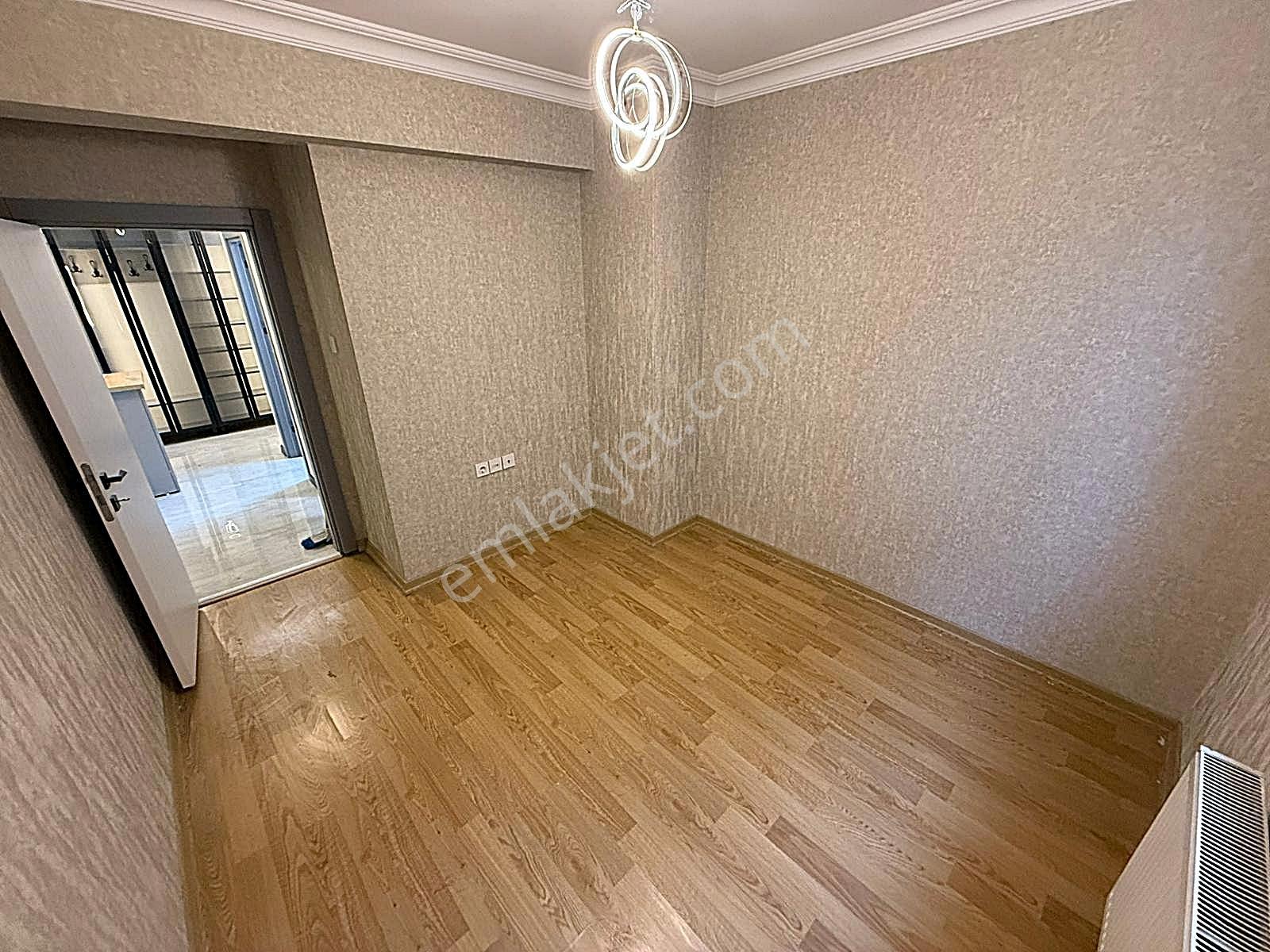 19_mayıs_cadde_üzeri_mega_lüx_yapılı_cadde_cepheli_130m²_3+1 - Görsel 3