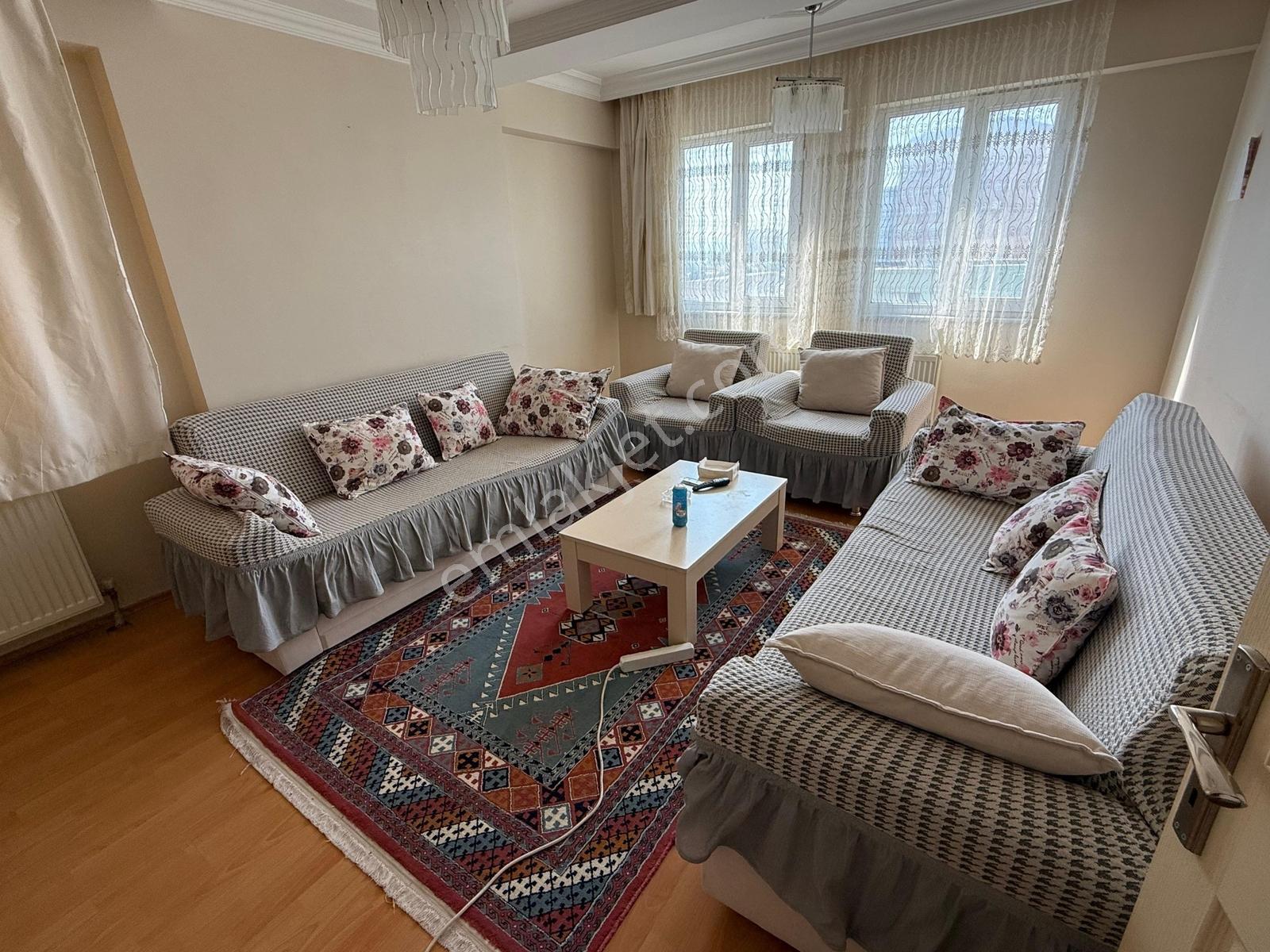 Stm Emlaktan Levent Mah.de 2+1 Arakat Full Eşyalı Kiralık Daire