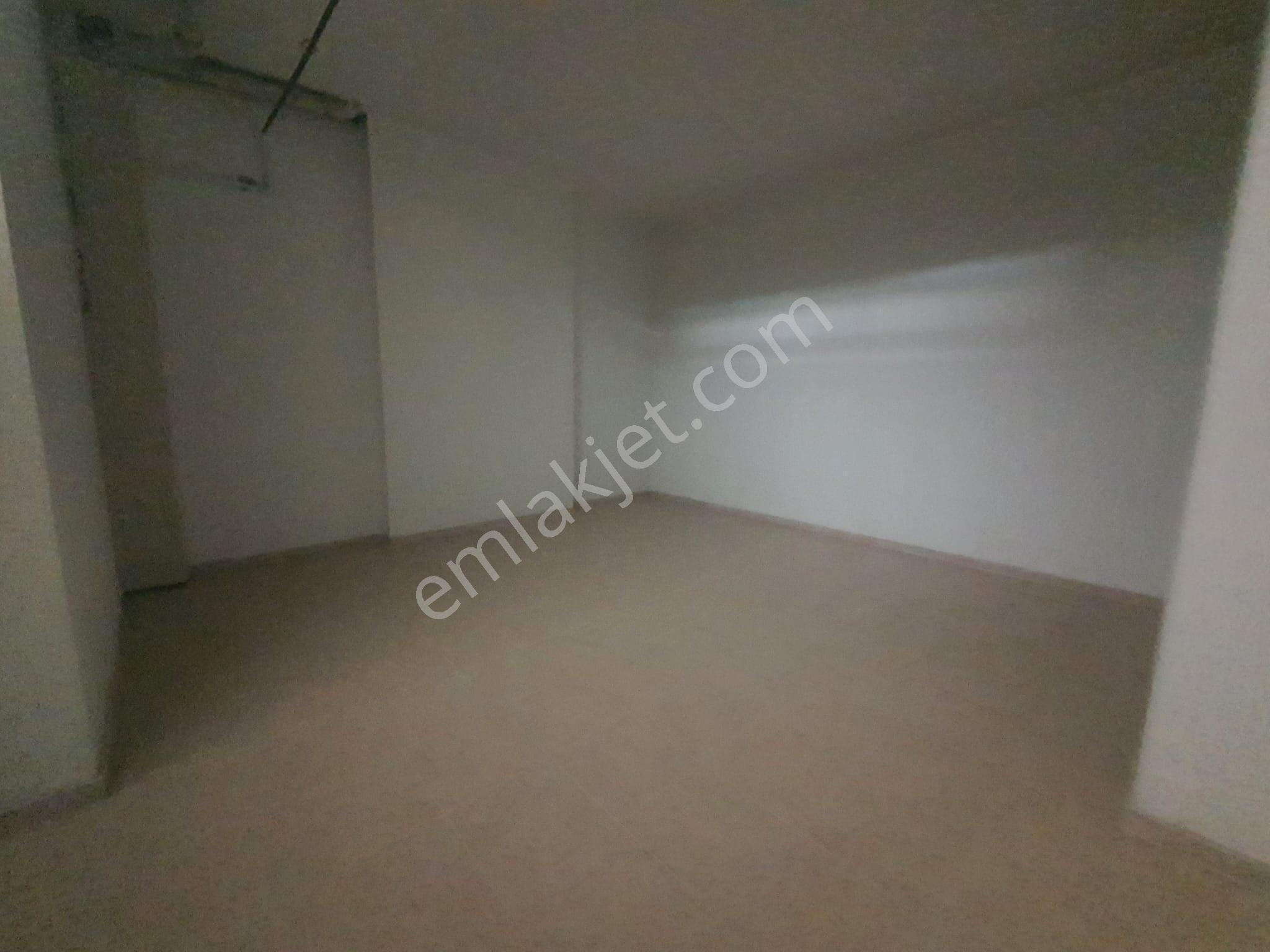 Kuşadası 250m2 Kiralık Dükkan,ana Cadde Üzeri Otoparklı - Görsel 17