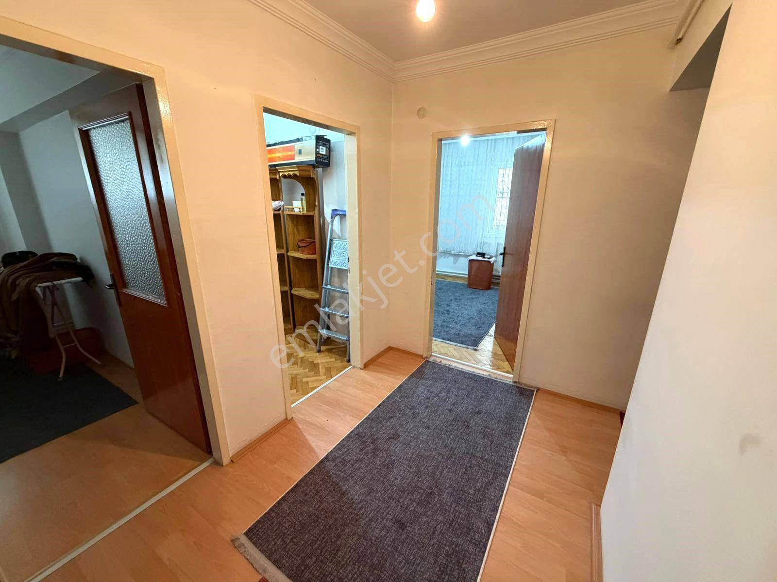 Uzman Emlak'tan İncirli Mh.de +kilerli+ebeveyn Banyolu Eşyalı Kiralık 2+1 Daire - Görsel 18