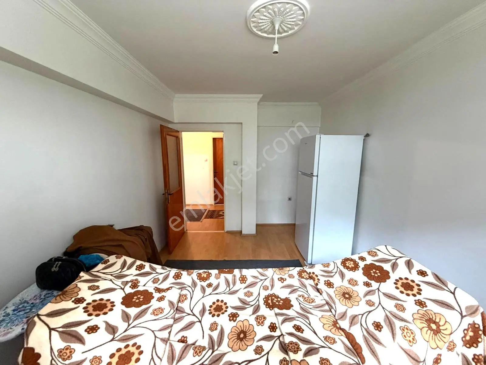 Uzman Emlak'tan İncirli Mh.de +kilerli+ebeveyn Banyolu Eşyalı Kiralık 2+1 Daire - Görsel 5