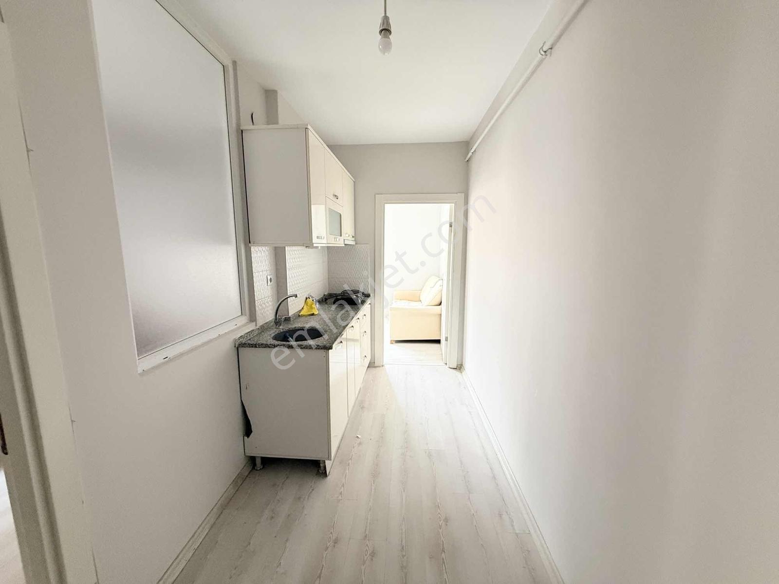 Özbey'den Bahçelievler Mh Ara Kat Kiralık 1+1 Daire - Görsel 9