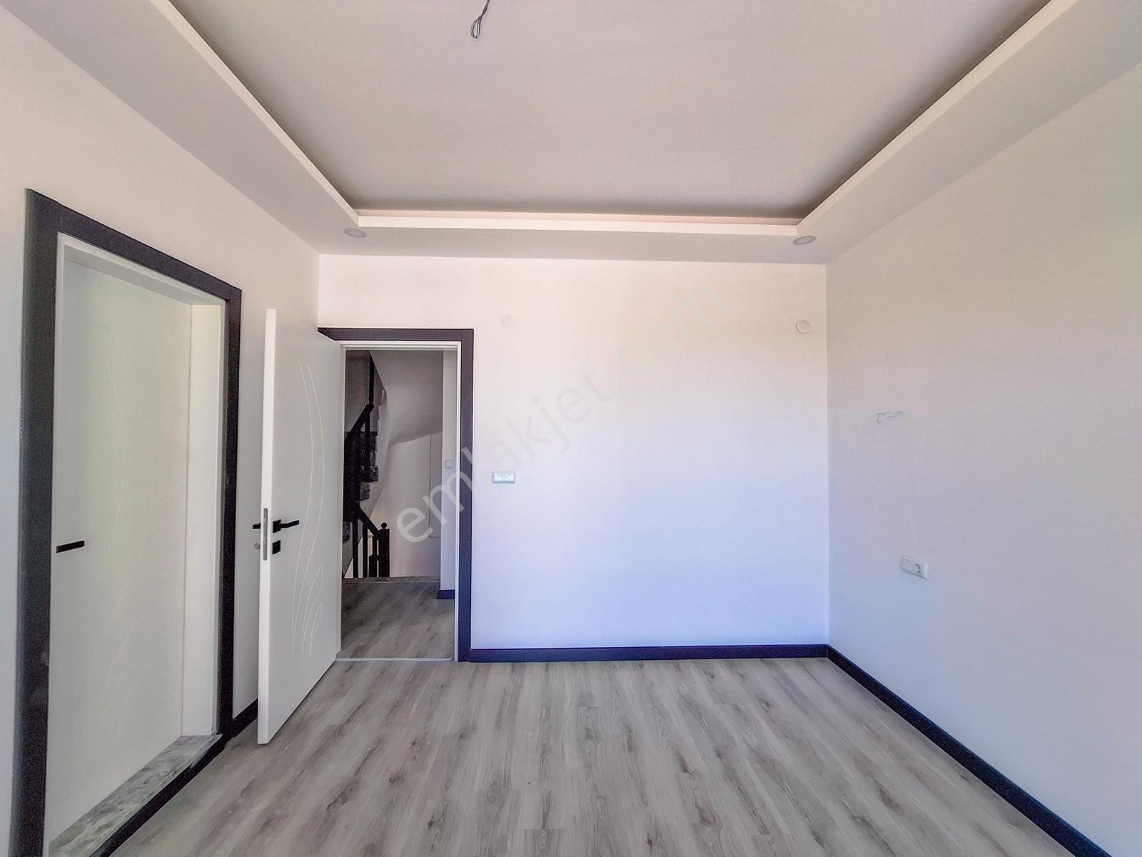 Didim Hisar Mahallesinde Muhteşem Mustakil 4+1 Sıfır Tripleks - Görsel 18