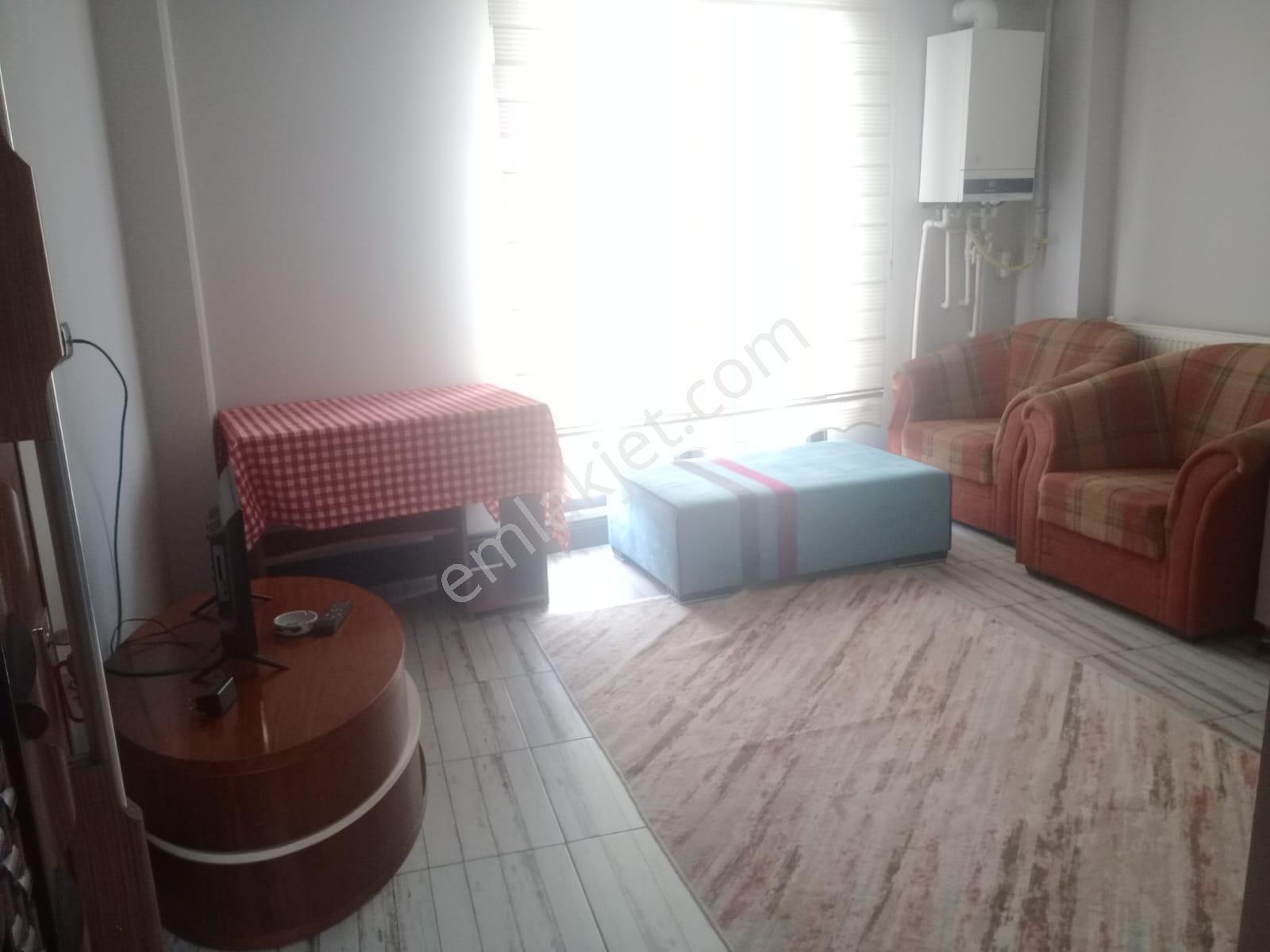 Çift Cepheli 1+1 Köşebaşı Binada Köşe Daire İçerisi Lüks Eşyalı - Görsel 4