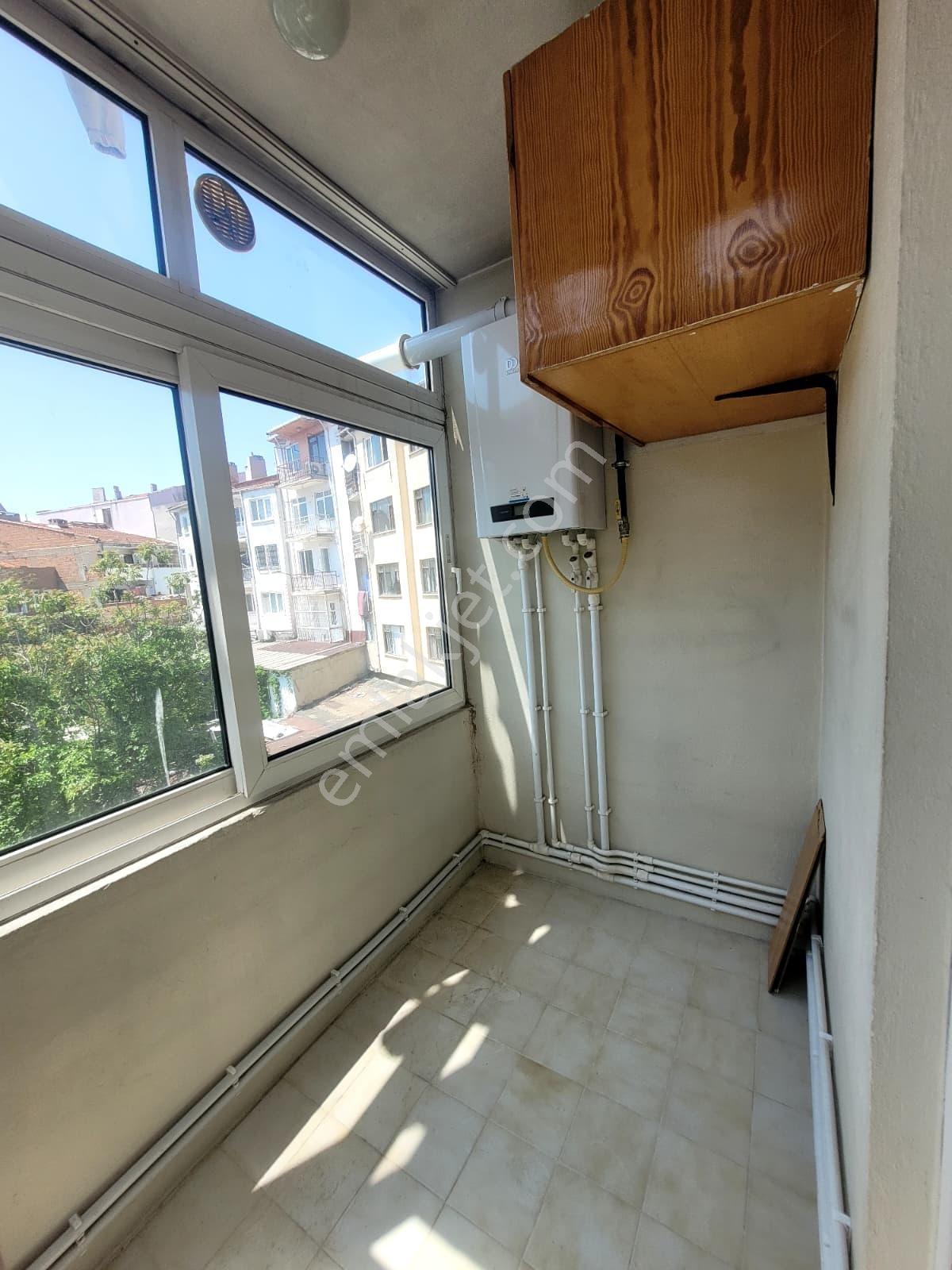 Tekirdağ Süleymanpaşa Ertuğrul Mah.cadde Üzeri Satılık 2+1 Daire - Görsel 13