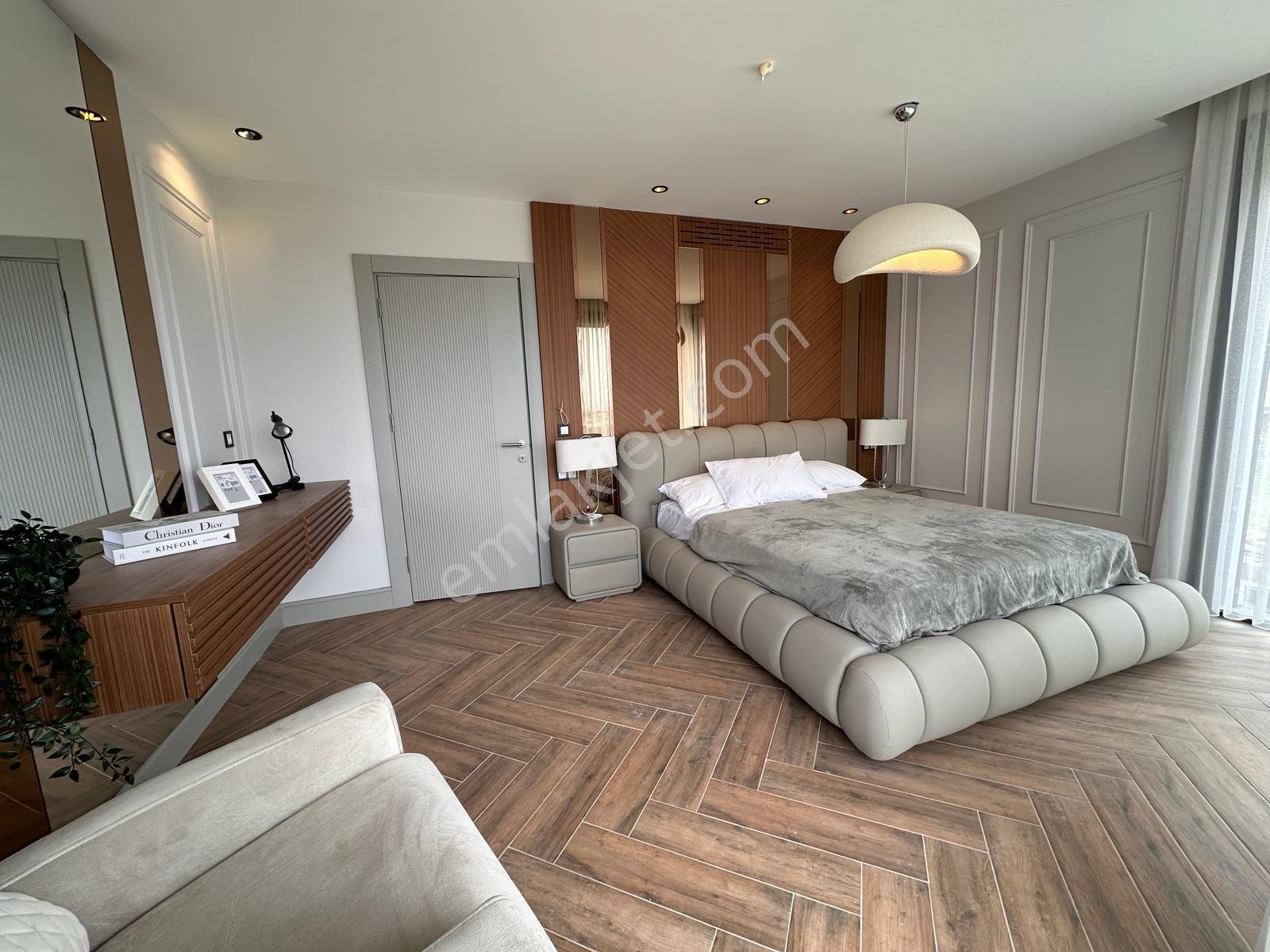 Kuşadası Soğucak'ta Full Deniz Manzaralı Müstakil Villa - Görsel 20
