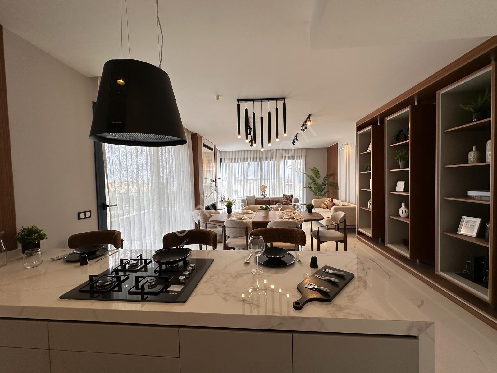 Kuşadası Soğucak'ta Full Deniz Manzaralı Müstakil Villa - Görsel 32