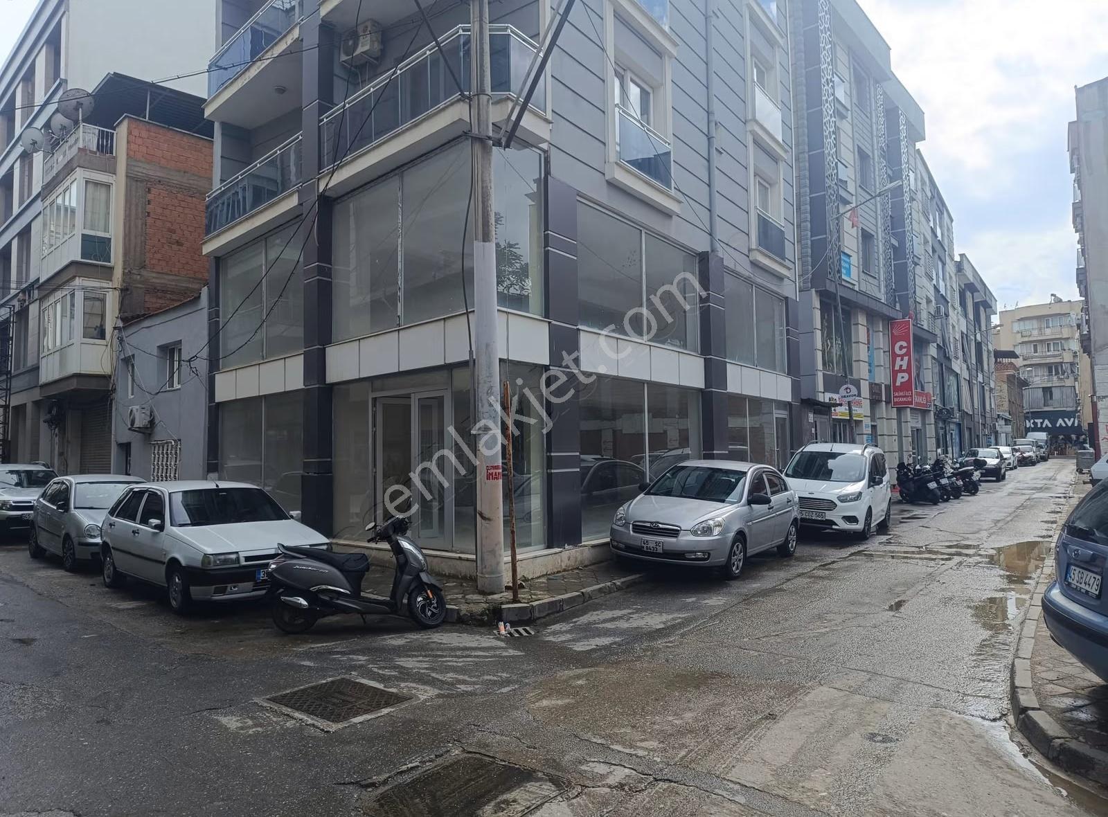 Mithatpaşa Mah.20.sk İle 3.sk Köşesi Kiralık Batarkatlı Dükkan - Görsel 13