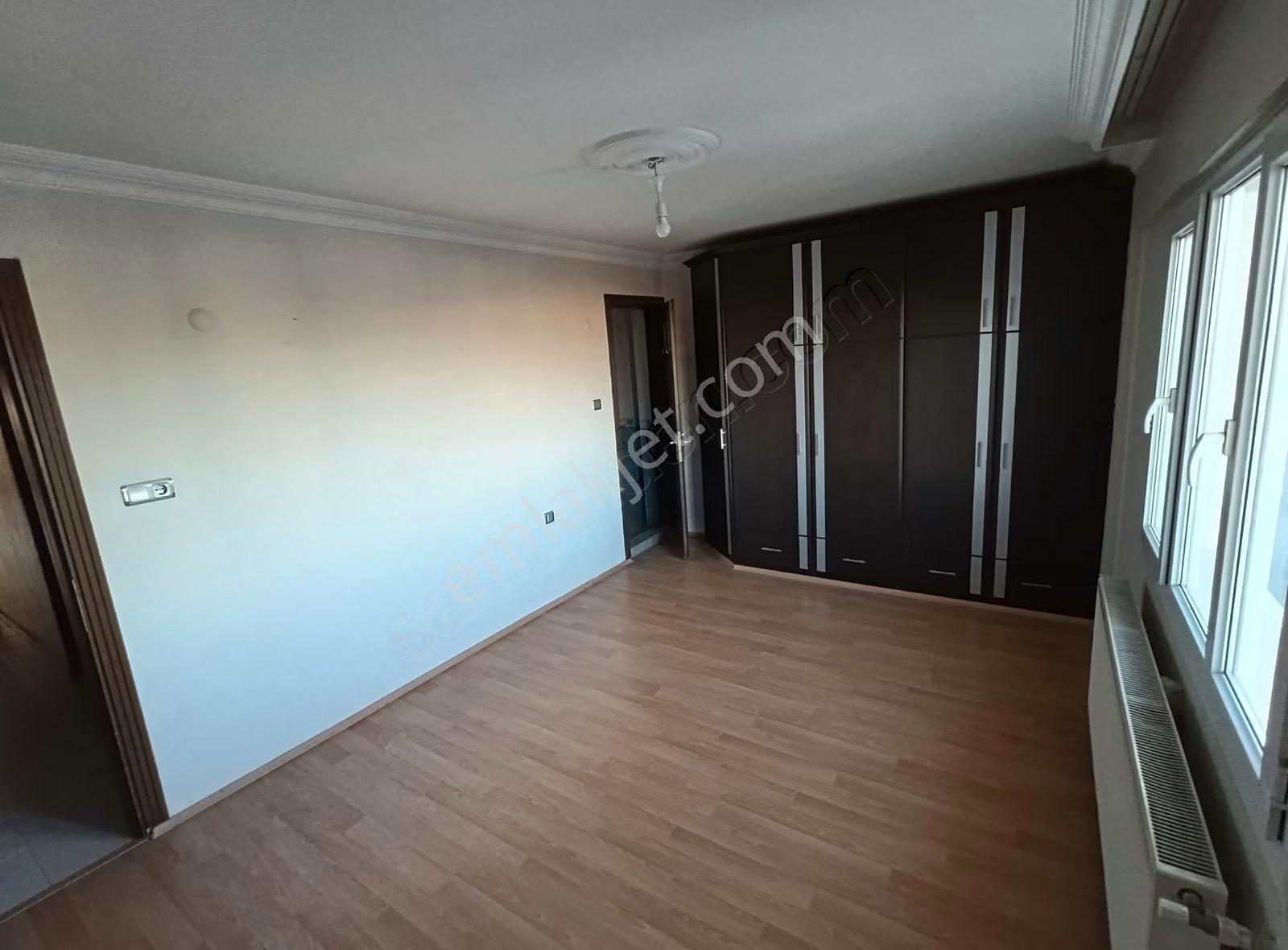 Sağlık Mahallesinde Kiralık Geniş Ve Ferah 2+1 Daire - Görsel 16