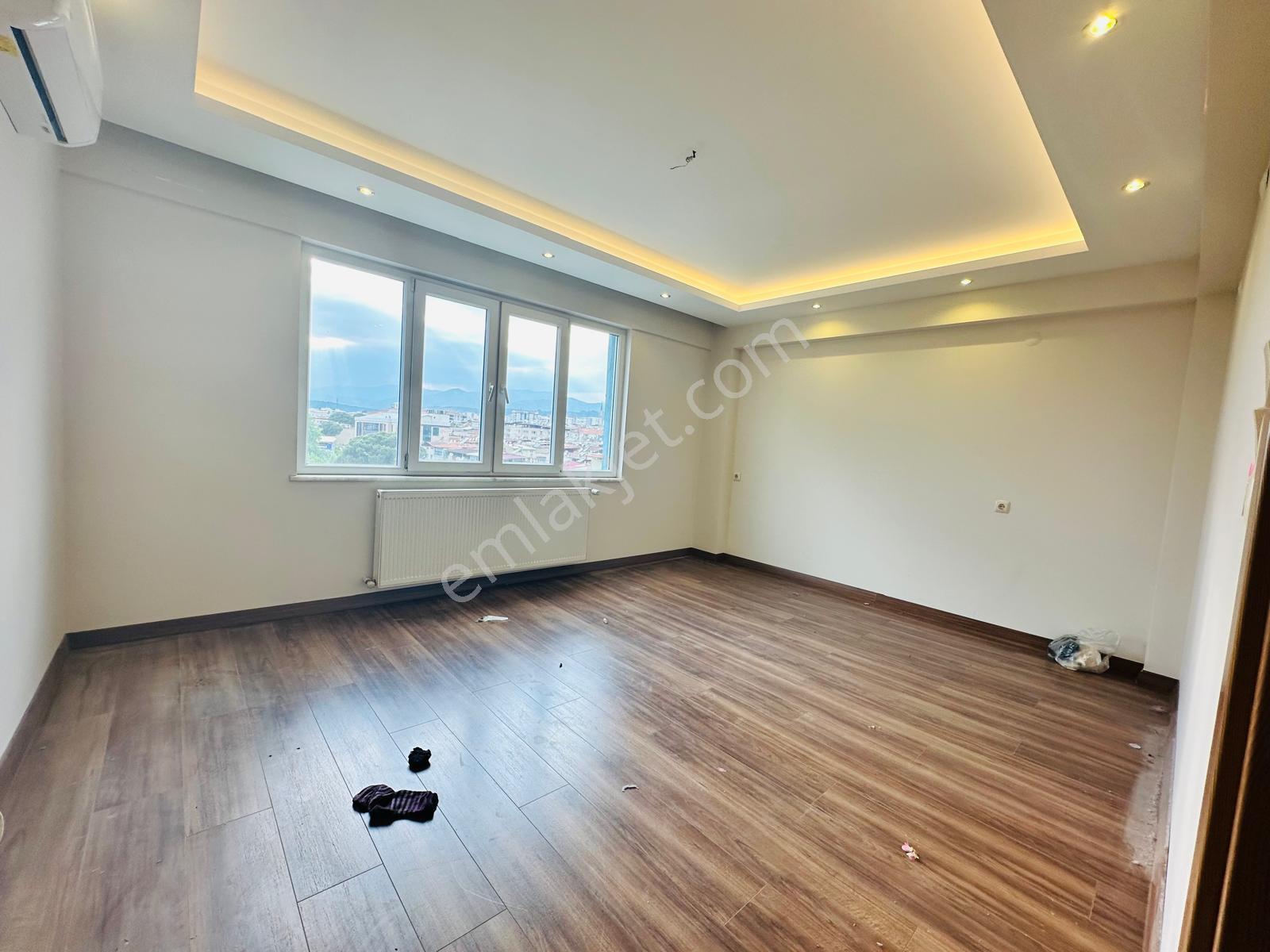 Göçmen Gayrimenkul'den Çarşı Merkezde Kiralık 3+1 Daire - Görsel 20