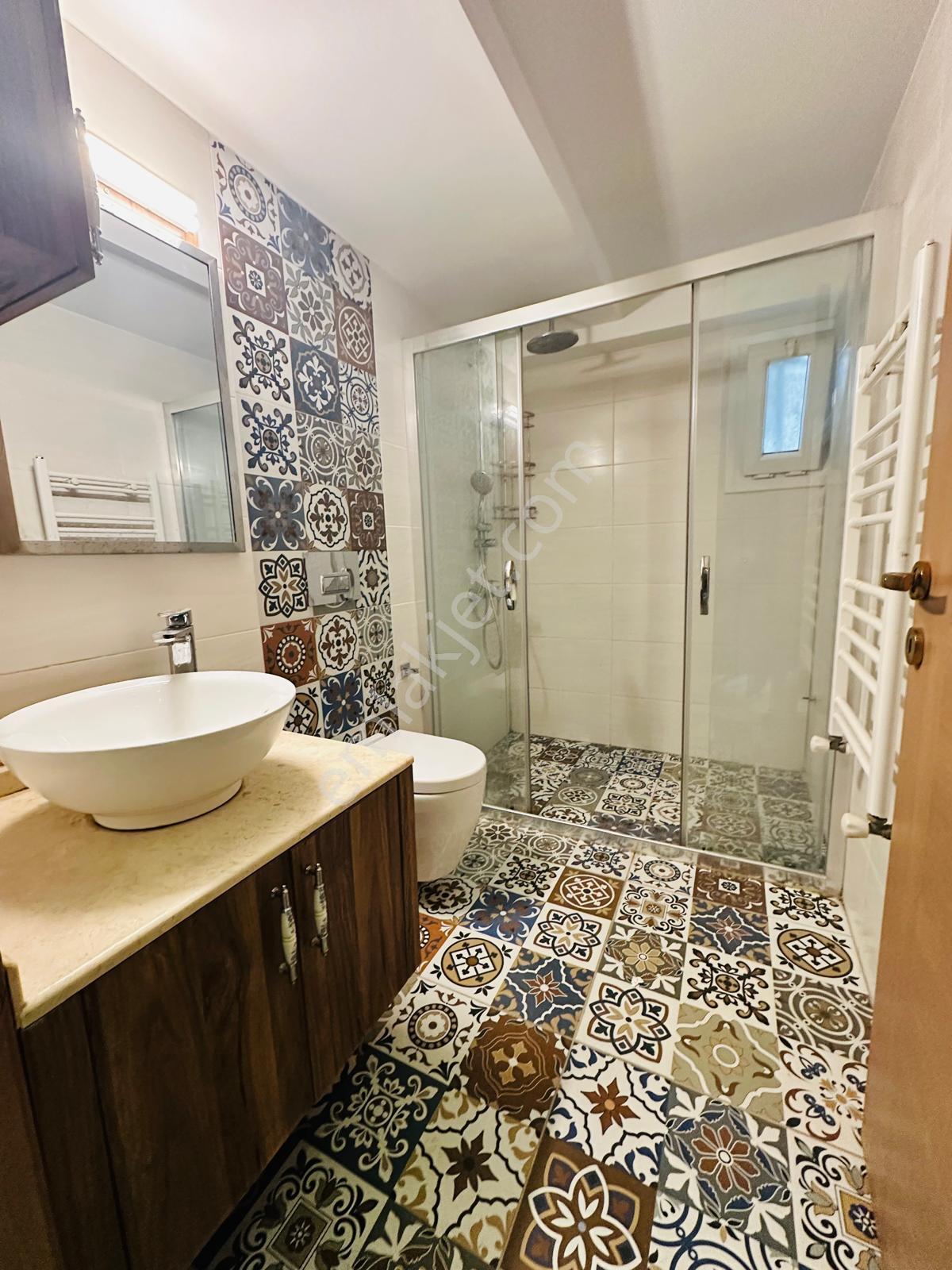 Göçmen Gayrimenkul'den Çarşı Merkezde Kiralık 3+1 Daire - Görsel 10