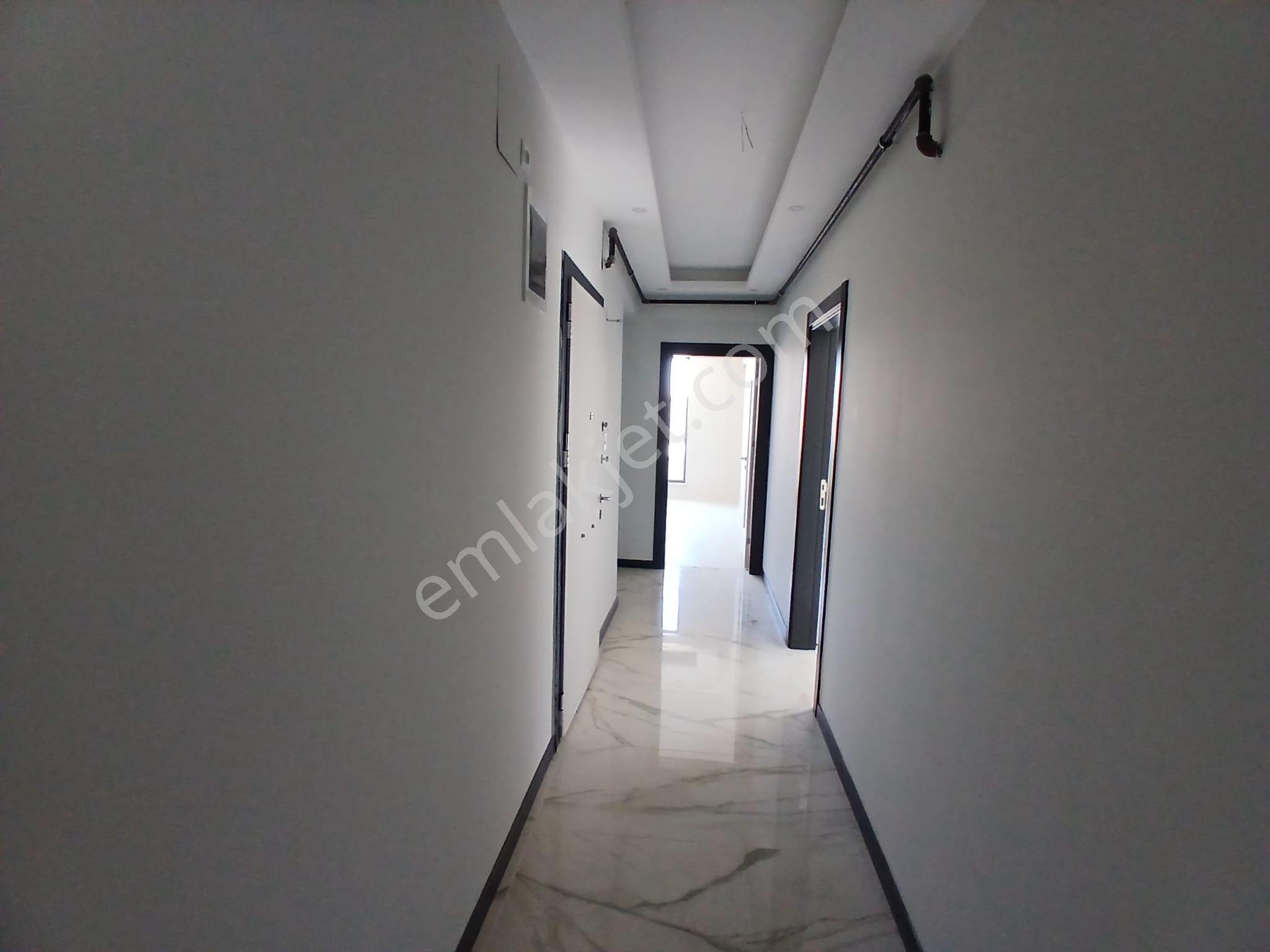 Akçay Emlak'tan Akşehir Yarenler Mahallesinde Garajlı Ara Kat Sıfır Satılık 4+1 Daire - Görsel 28