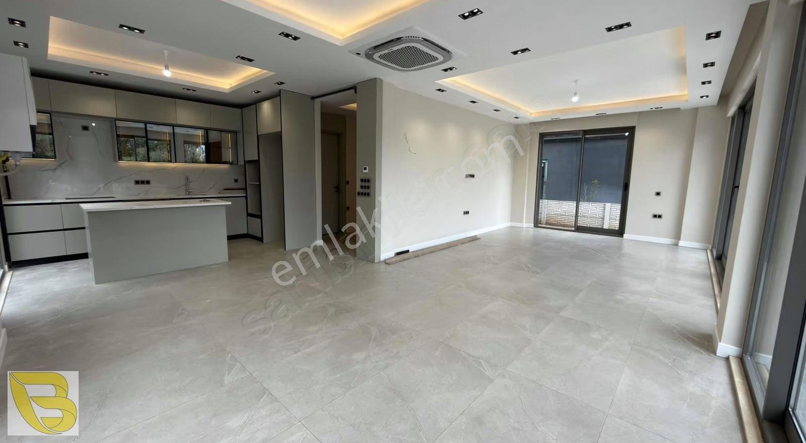 Altınkalede Site İçinde Müstakil Havuzlu Ve Bahçeli Sıfır Villa - Görsel 14