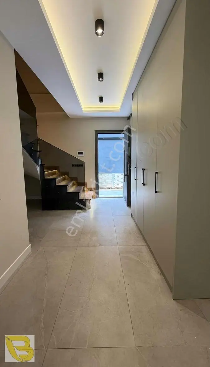 Altınkalede Site İçinde Müstakil Havuzlu Ve Bahçeli Sıfır Villa - Görsel 6