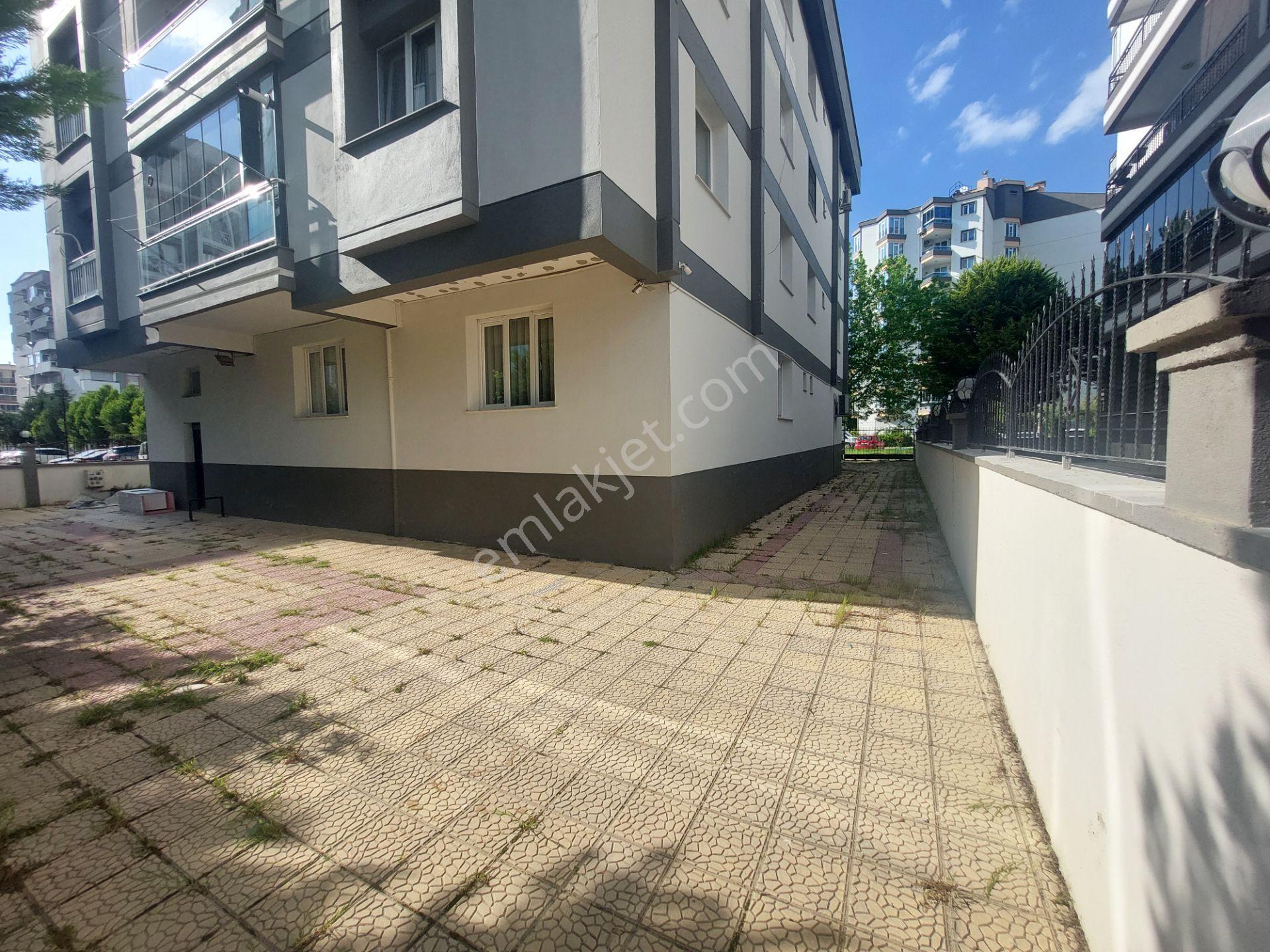 Buca Sınav Koleji Civarı Emsallerinden Geniş Lüks 200m2 4+1 - Görsel 35