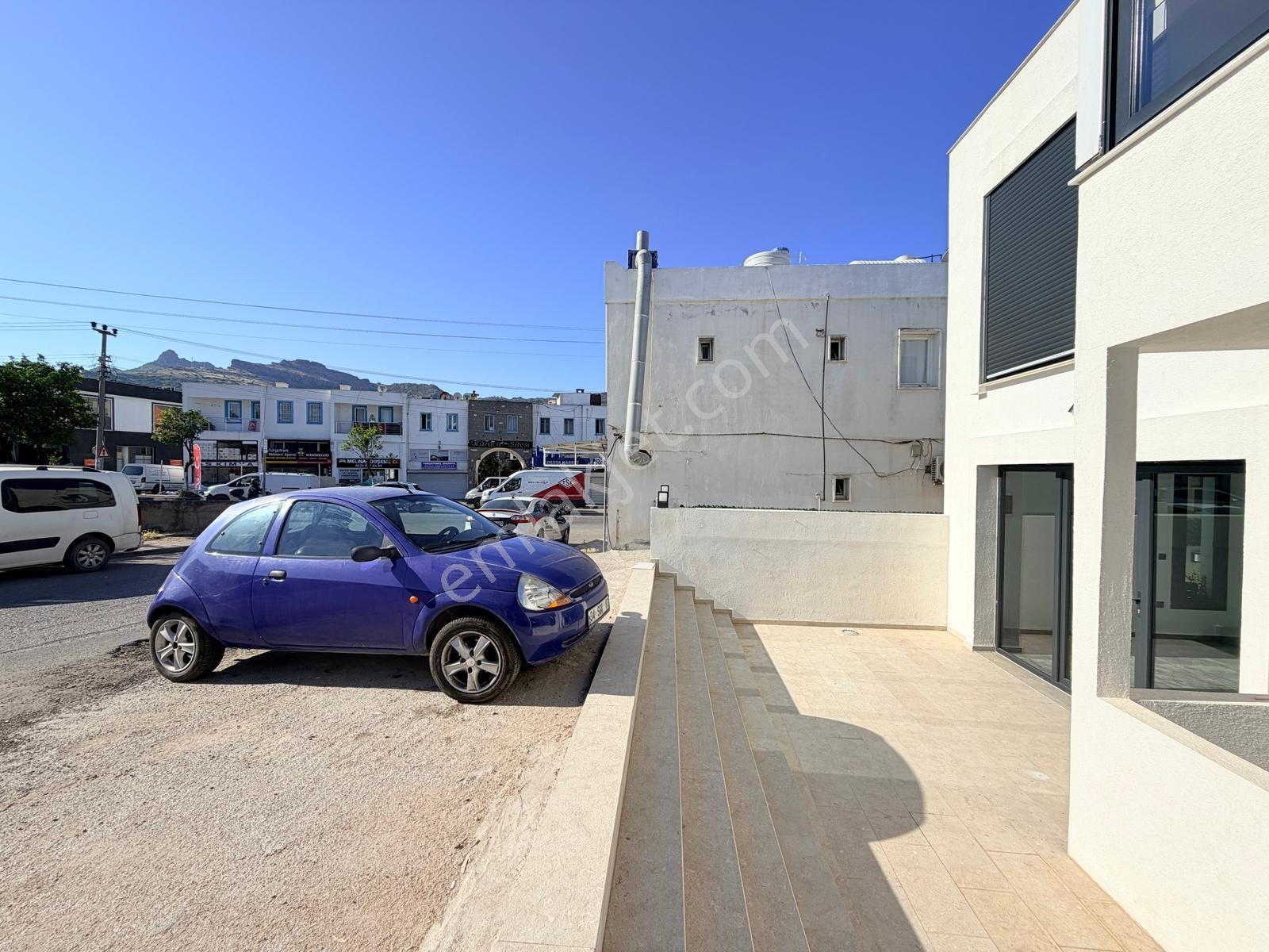 S-a-k-a-l-l-ıdan Turgutreiste Anayola Yakın 165m2 Kiralık Dükkan - Görsel 19