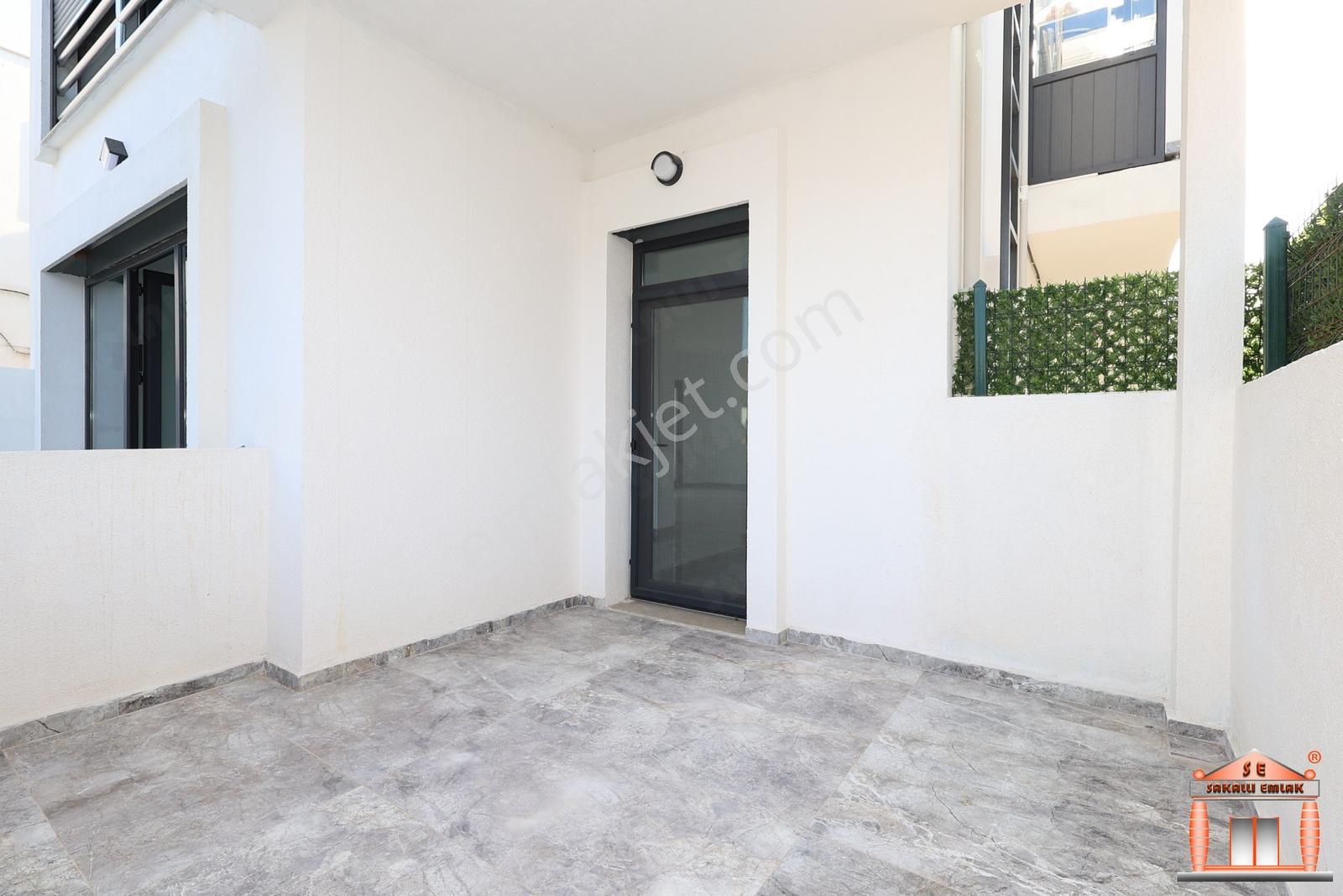 S-a-k-a-l-l-ıdan Turgutreiste Anayola Yakın 165m2 Kiralık Dükkan - Görsel 24