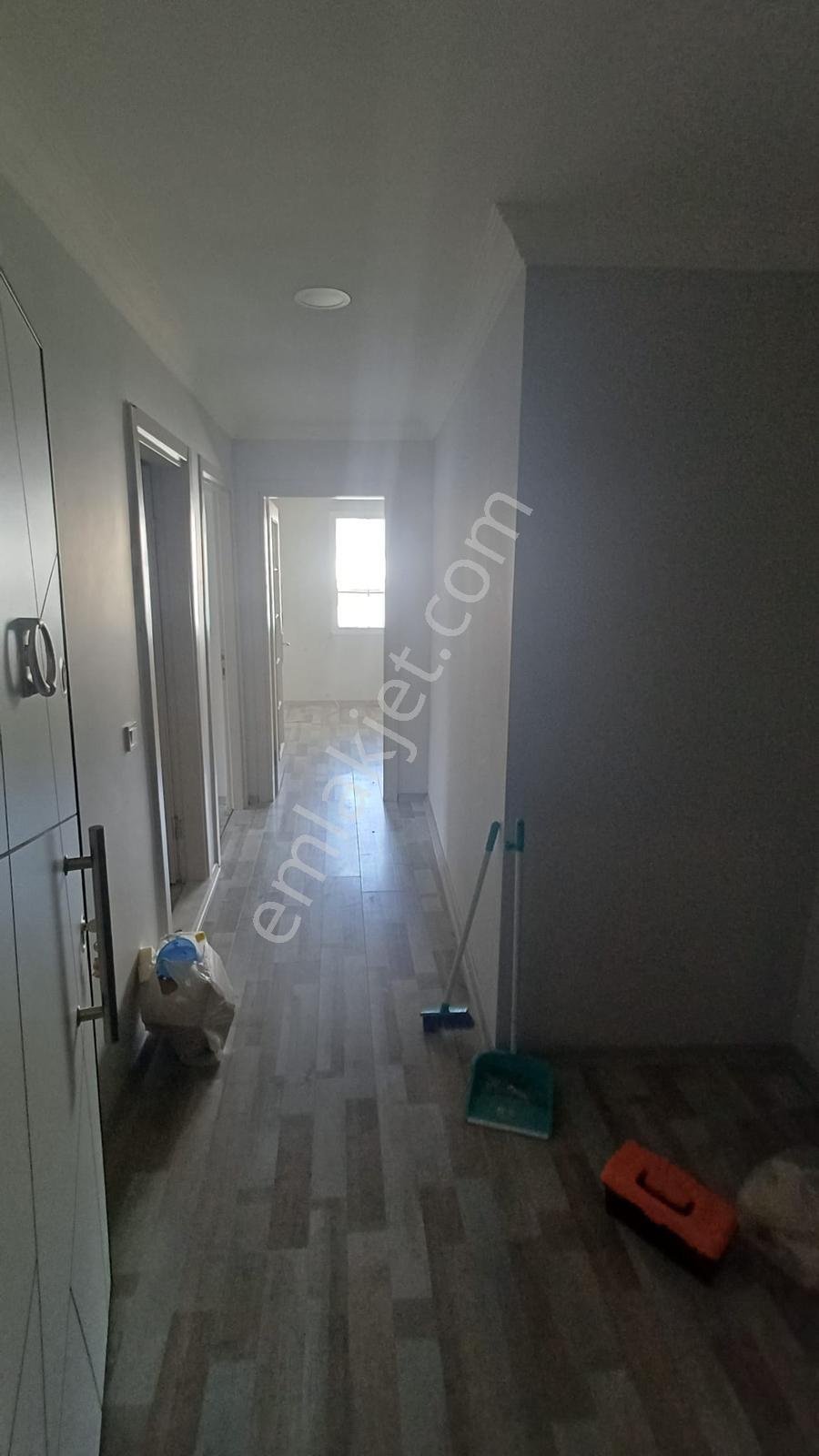 Bornova İnönü Mahallesinde İçi Yapılı 2+1 Kiralık Daire - Görsel 11