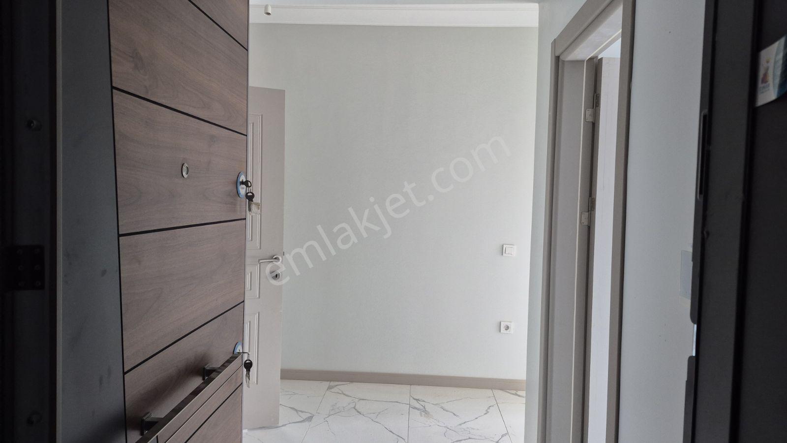 Stad'a 500 Mt Tepekum'da Satılık 3+1 Geniş Ferah Daire - Görsel 35