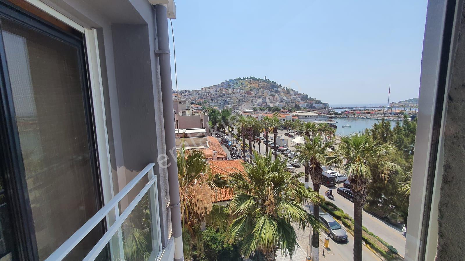 Kuşadası Merkez'de Dublex Kiralık Yalı Dairesi - Görsel 32