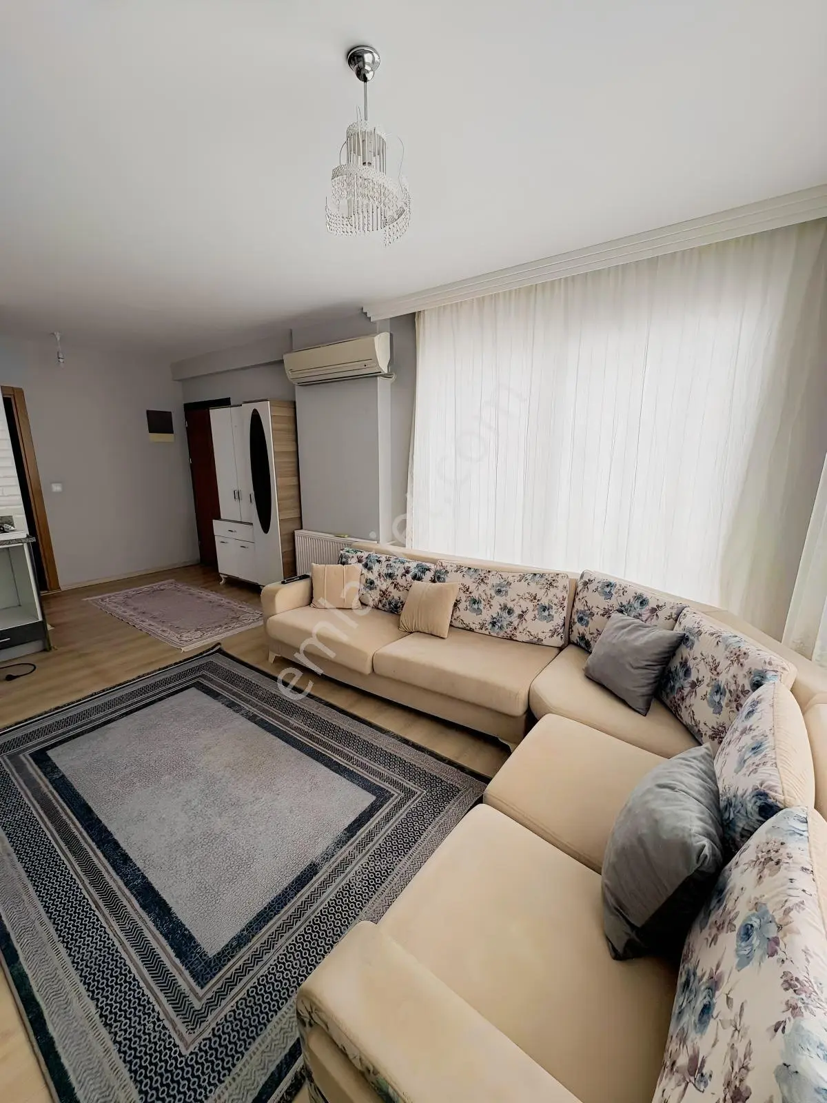 Elifsu Uludağ Bulvar Üzeri 1+1 Full Eşyalı Kiralık Daire - Görsel 3