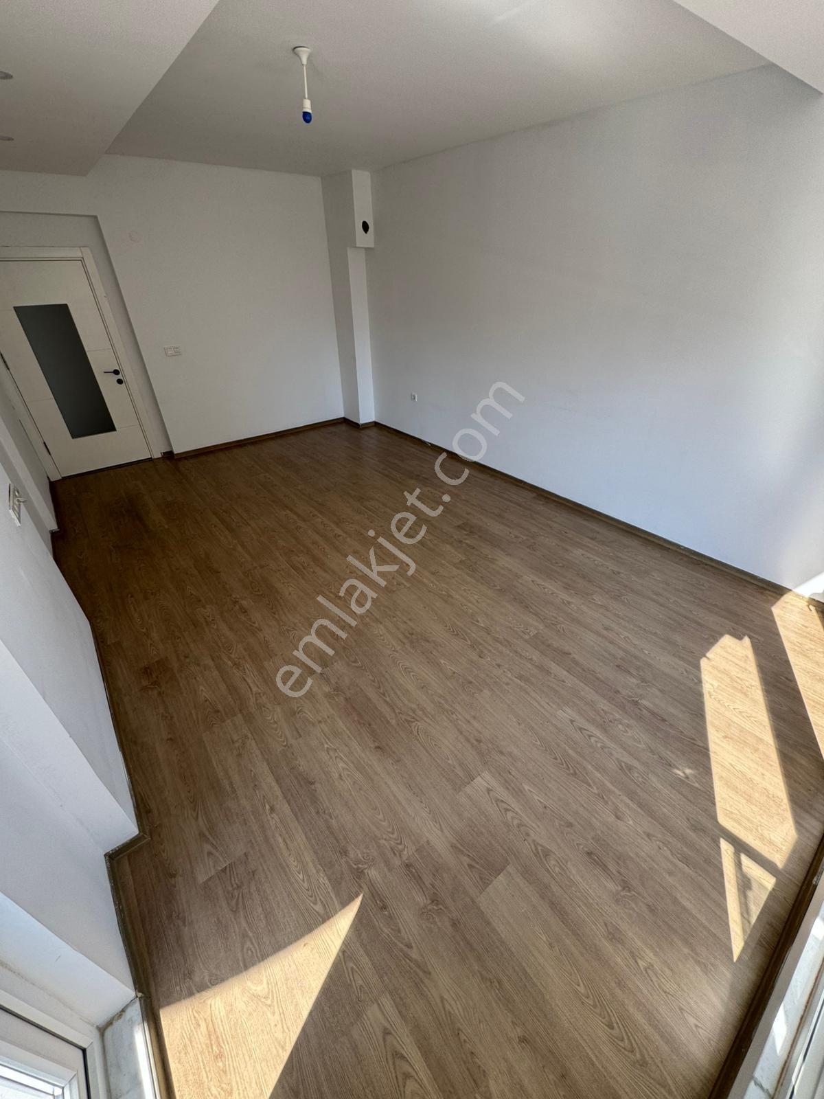 Gökhan Gökdemir'den Ebeveny Banyolu 2+1 Kiralık Daire - Görsel 4