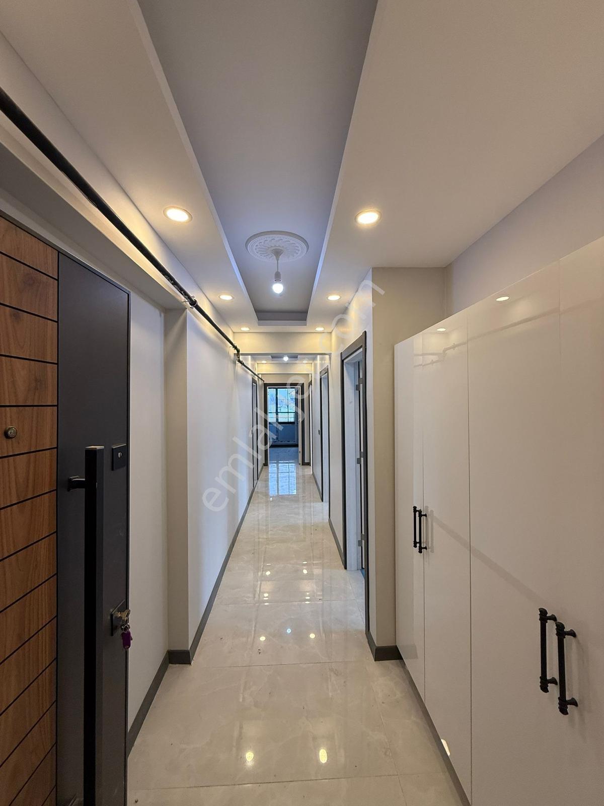 Kemalpaşa Mah'de Yüksek Giriş Kat 2+1 95 M² Daire Balkonlu - Görsel 30