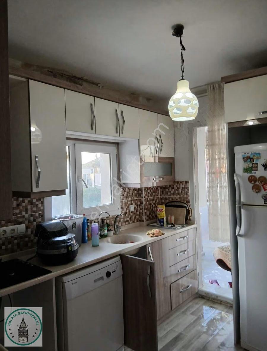 Galata'dan Site İçerisinde 3+1 Satılık Daire