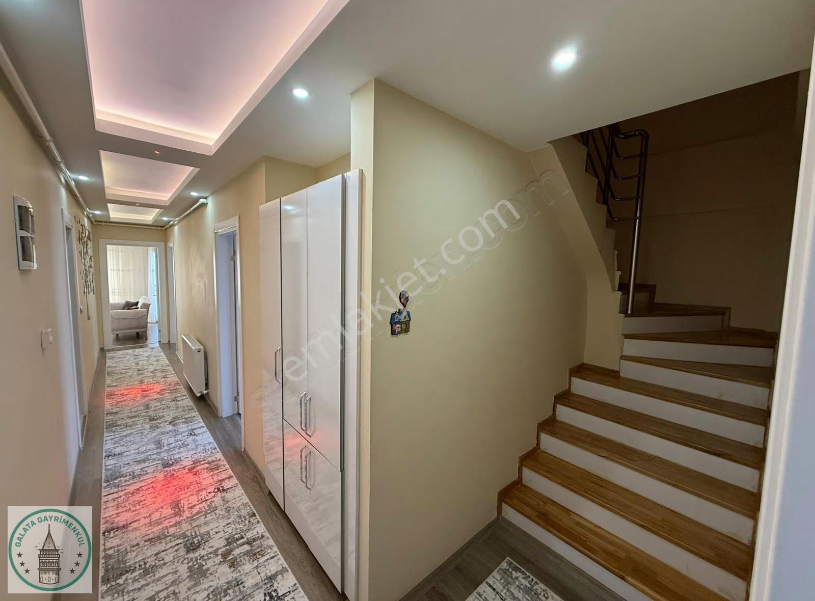 Galata,dan Söke Çeltikçi Mah,de 200 M² Dubleks 5+1 Daire - Görsel 19