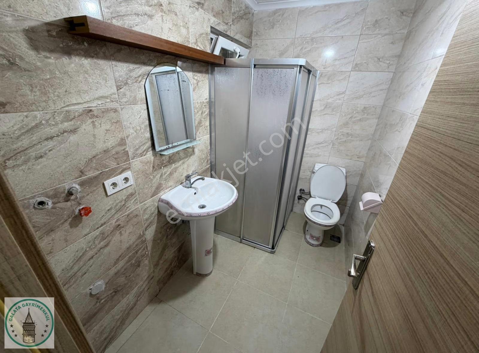 Galata,dan Söke Konak Mah,de 108 M² 3+1 Müstakil 2 Katlı Ev - Görsel 10