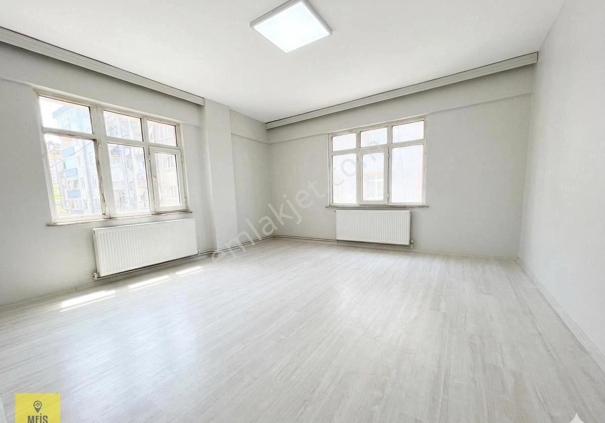 Kiralık Daire Pendik Esenyalı Mahallesi