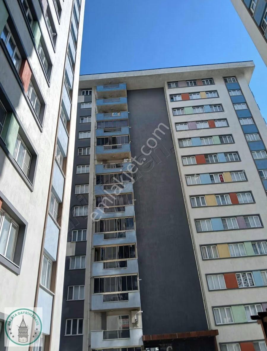 Galata'dan Site İçerisinde 2+1 Açık Mutfak Daıre - Görsel 21