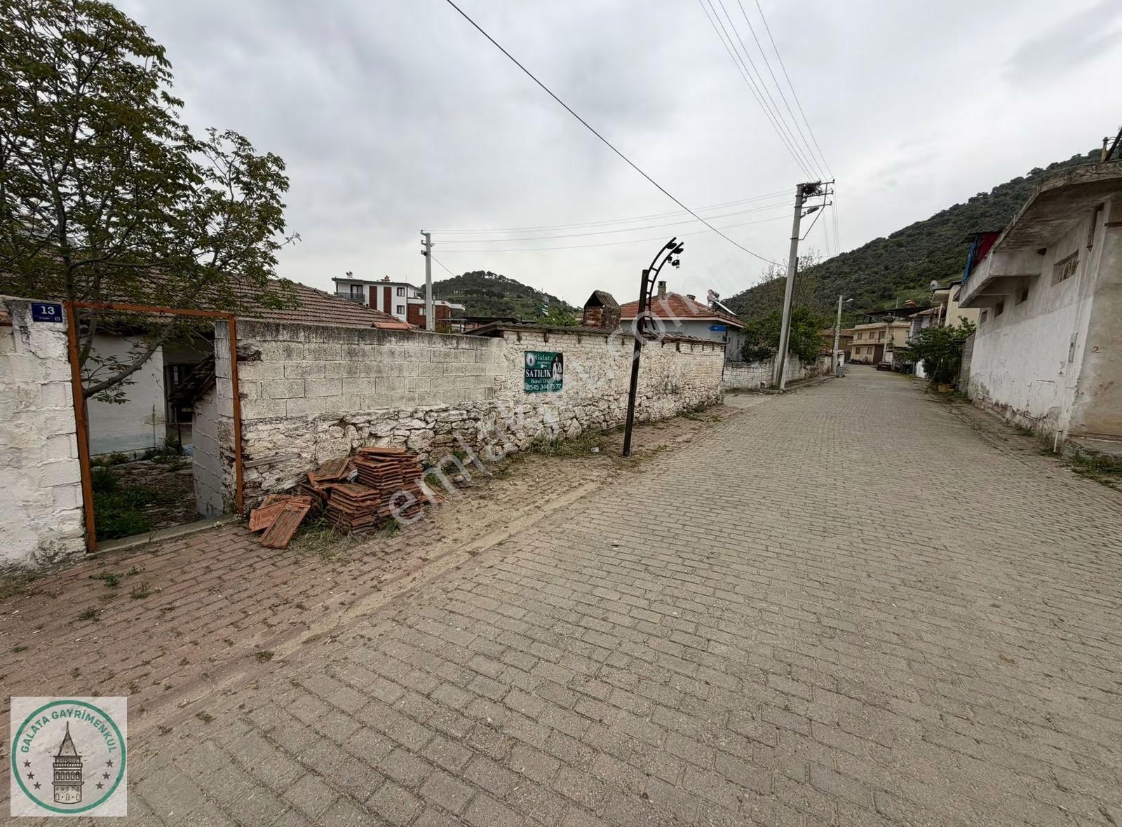 Galata,dan Koçarlı Yeniköy Mah,de 3 Kat İmarlı Müstakil Köy Evi - Görsel 3