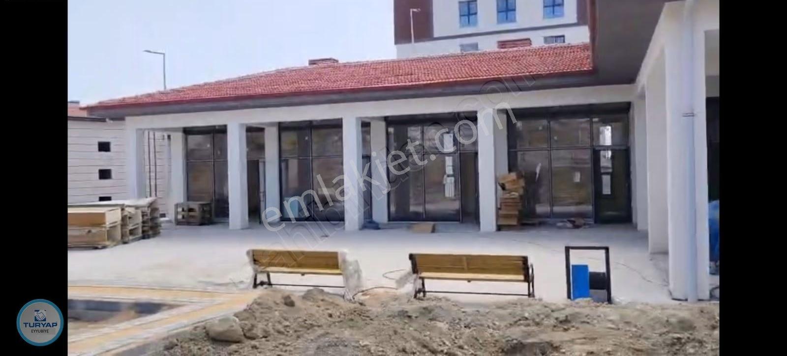Bigadiç Çavuş Mah Tokıde Satılık Dükkan - Görsel 3