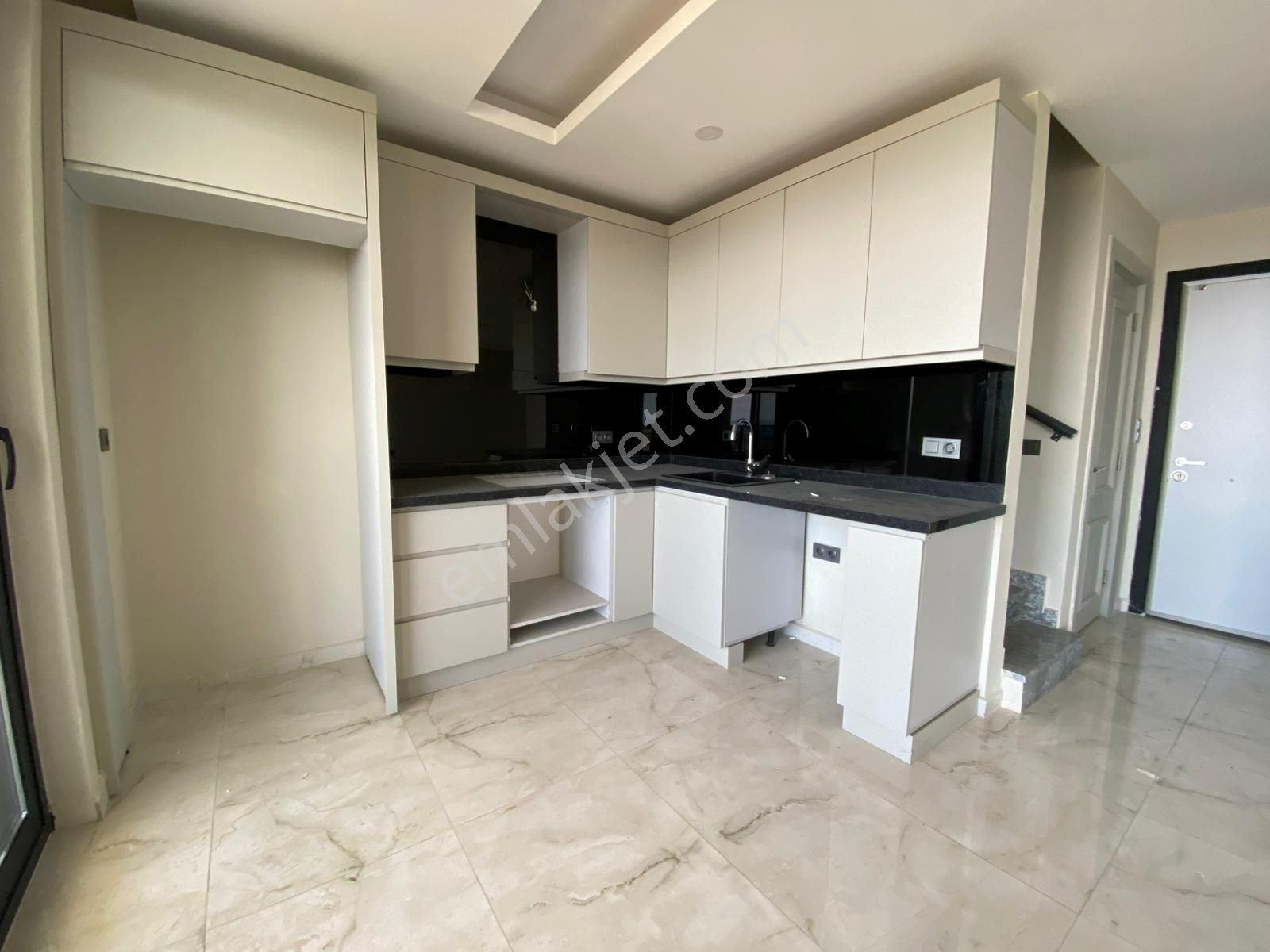 Alanya Tosmur’da Deniz Manzaralı Ve Vatandaşlığa Uygun 2+1 Satılık Daire - Görsel 27