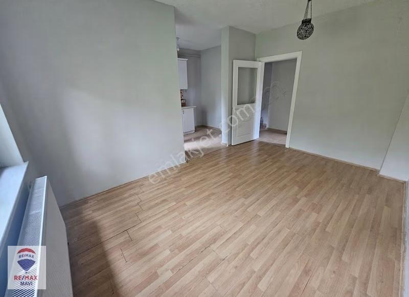 Remax Mavi'den Korucuk'ta Zemin Üstü Geniş Ve Kullanışlı 1+1 - Görsel 4