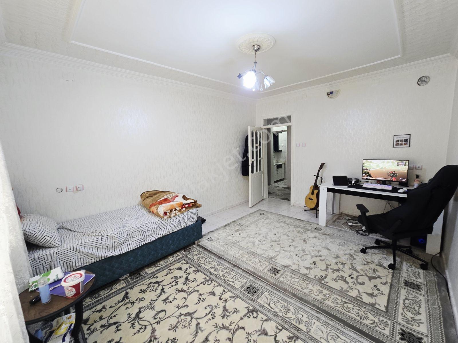 Aktif'ten Yeşilevler'de Daire Takaslı 3 Katlı Müstakıl Satılık - Görsel 34