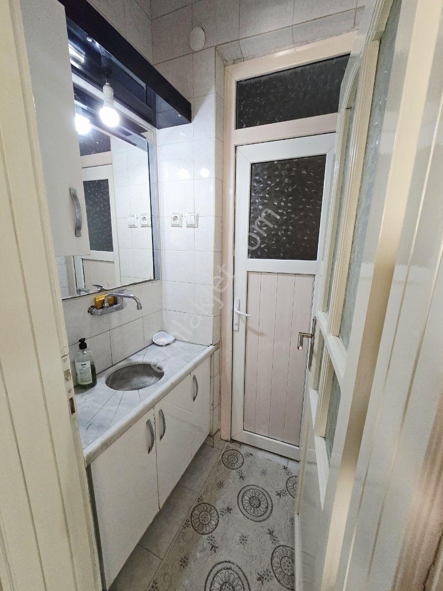 Aktif'ten Yeşilevler'de Daire Takaslı 3 Katlı Müstakıl Satılık - Görsel 25