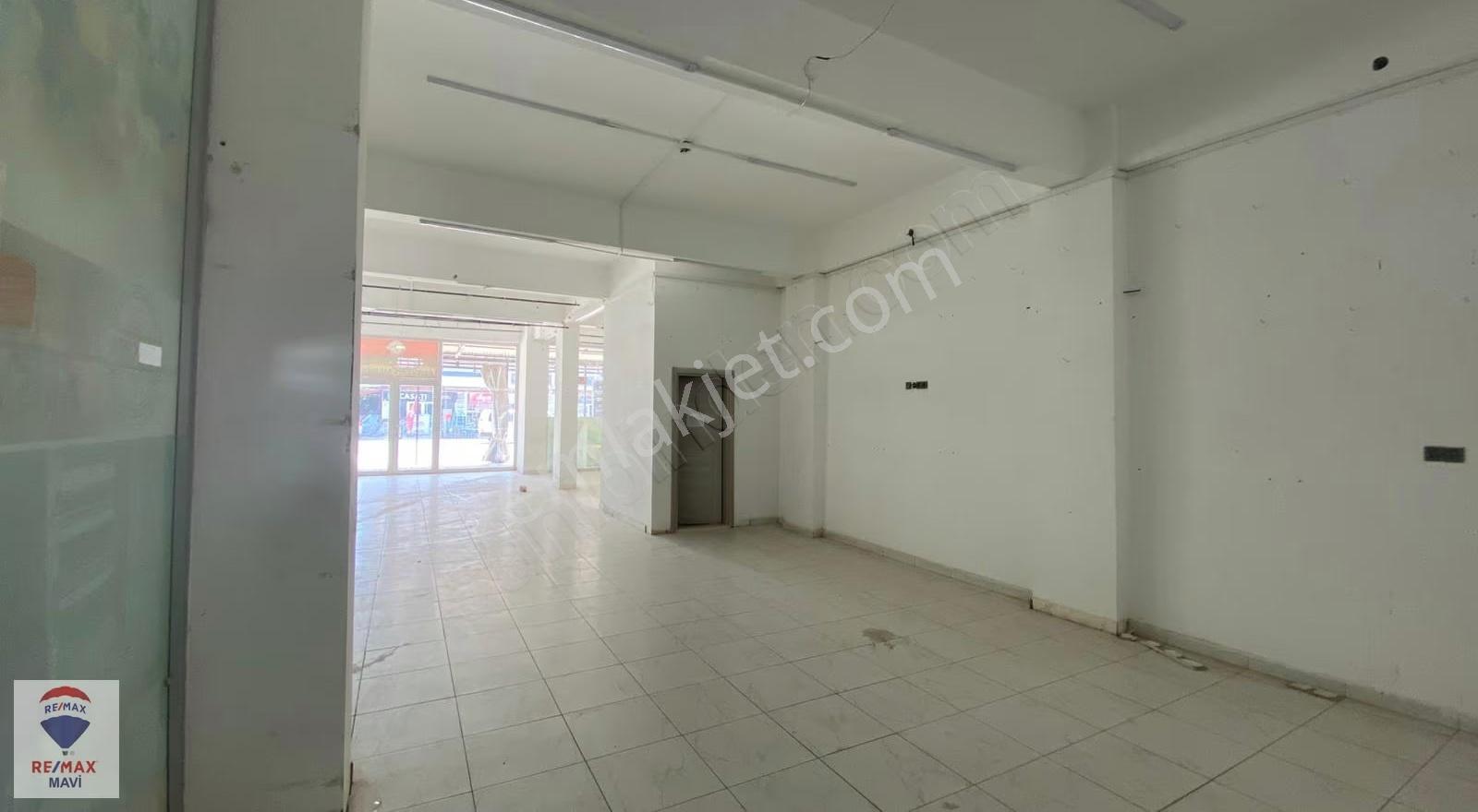 Serdivan Yazlıkta En İşlek Caddede Kiralık 550 M2 Köşe Dükkan - Görsel 23