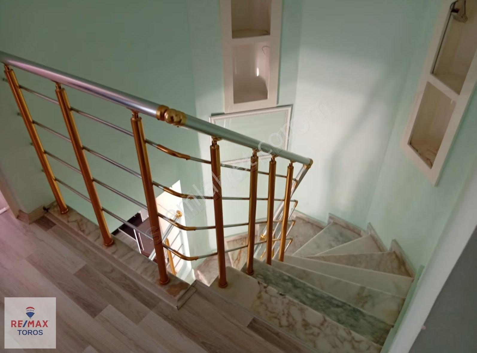 Remax Toros'tan Çeşmeli'de Acil Satılık 3+1 Dubleks Daire - Görsel 16