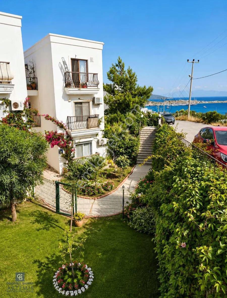 Bodrum Asarlık'ta Satılık Manzaralı Daire